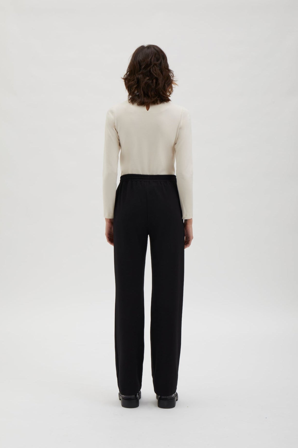 Relaxed Wide-Leg Trousers - Black