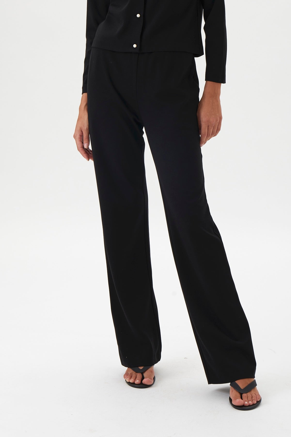 Relaxed Wide-Leg Trousers - Black