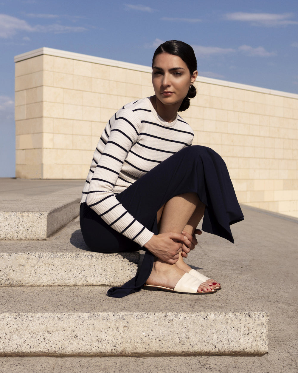 A slim-fit ribbed long sleeved sweater with a round neckline - Agusta 7068 Navy Stripes