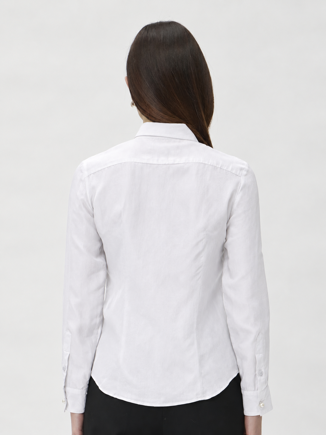 Shirt with Pin on Collar in Bormio – 2207P White