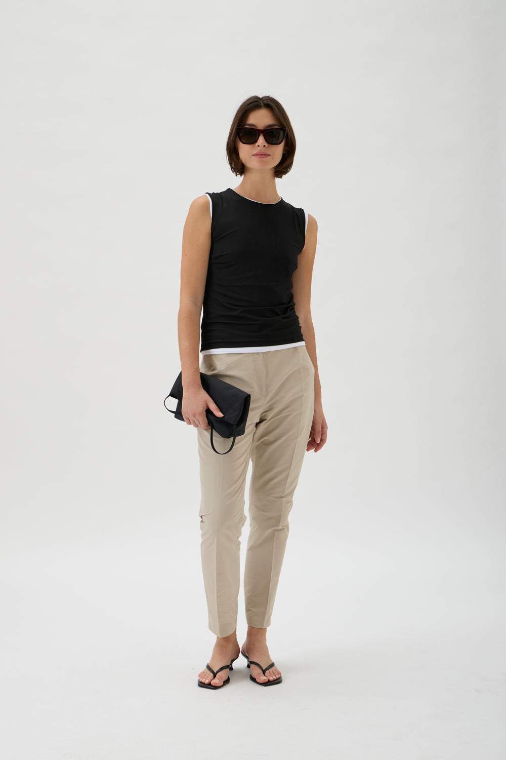 Classic Tapered Pants – 473 Canguro 473 Beige