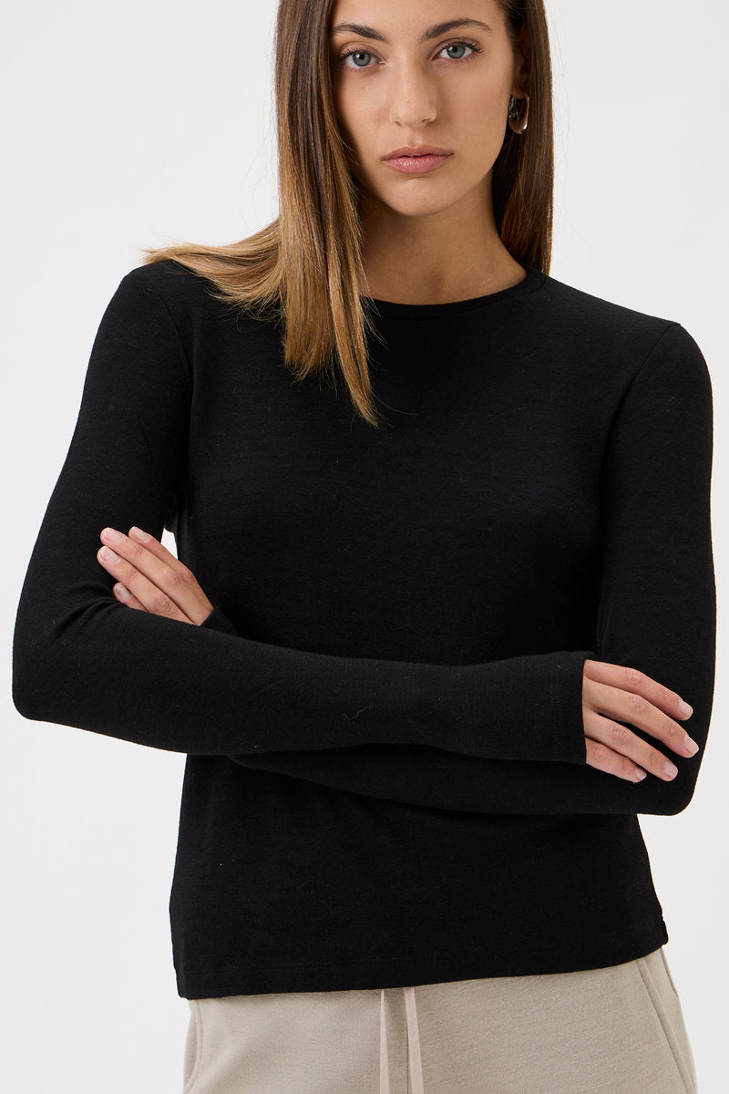 Classic T-shirt blouse detail at wrist - 1168 Black