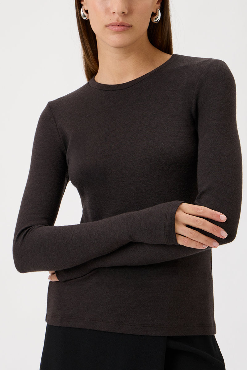 Classic T-shirt blouse detail at wrist - 1168 Cioccolato
