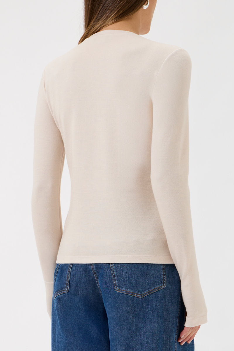 Classic T-shirt blouse detail at wrist - 1168 Cream