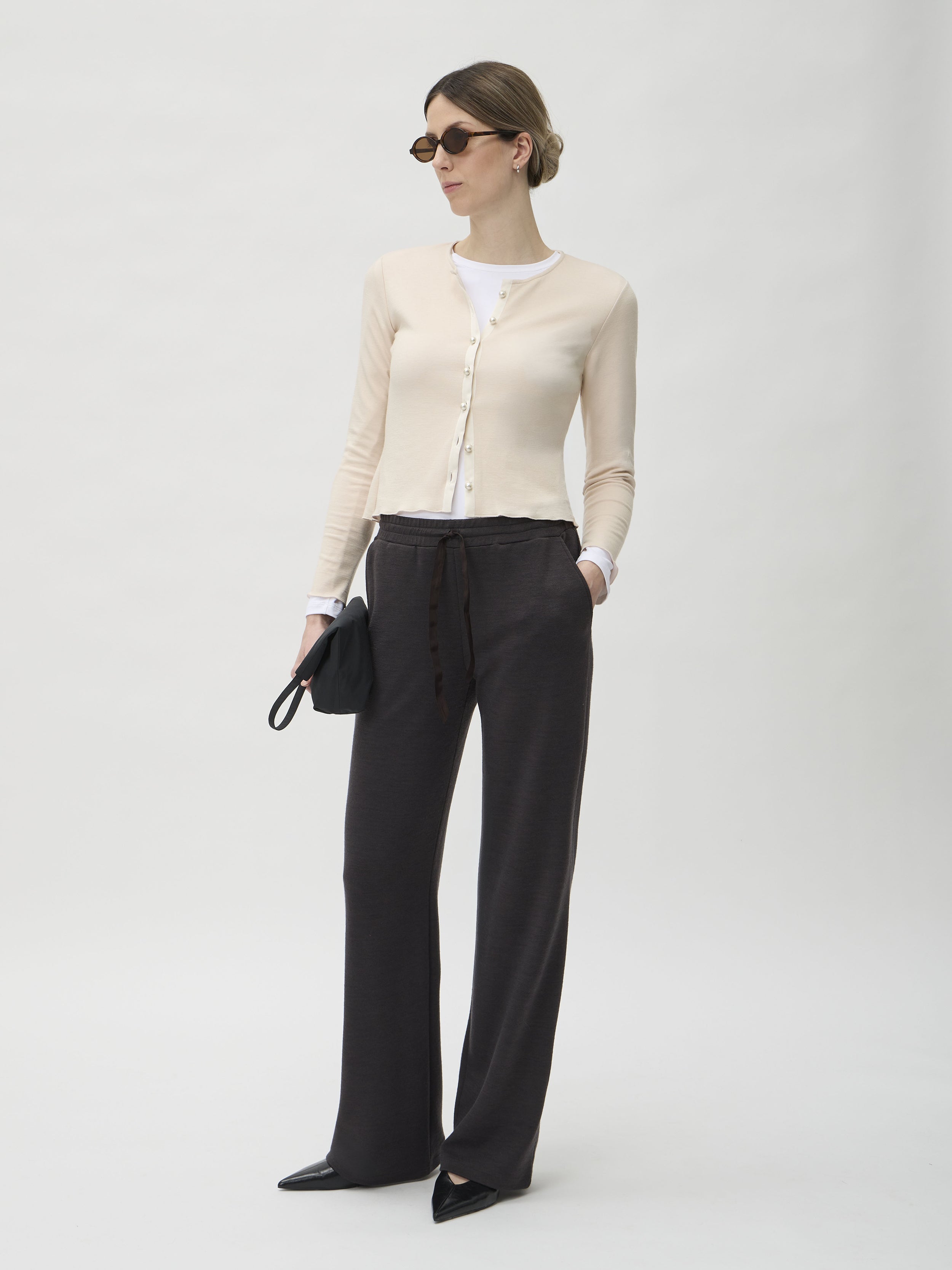 Straight-Legged Trousers in Darfo 4026 Caffe – worn by model, full length front view with cardigan