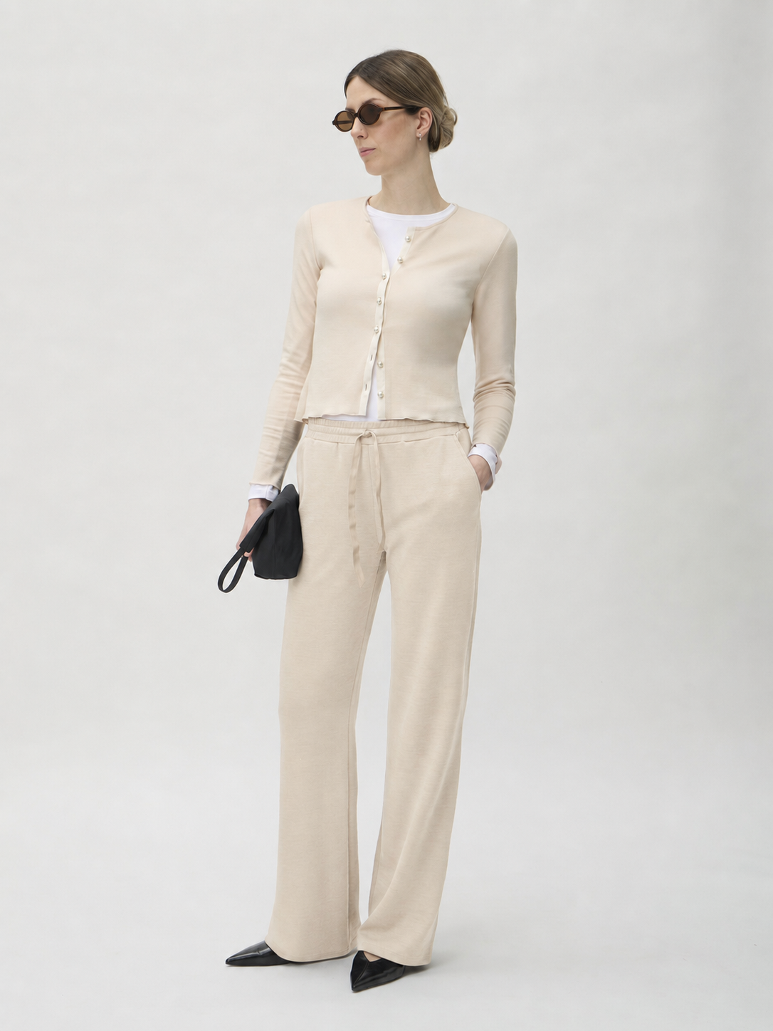 Straight-Legged Trousers in Darfo – 4026 Cream
