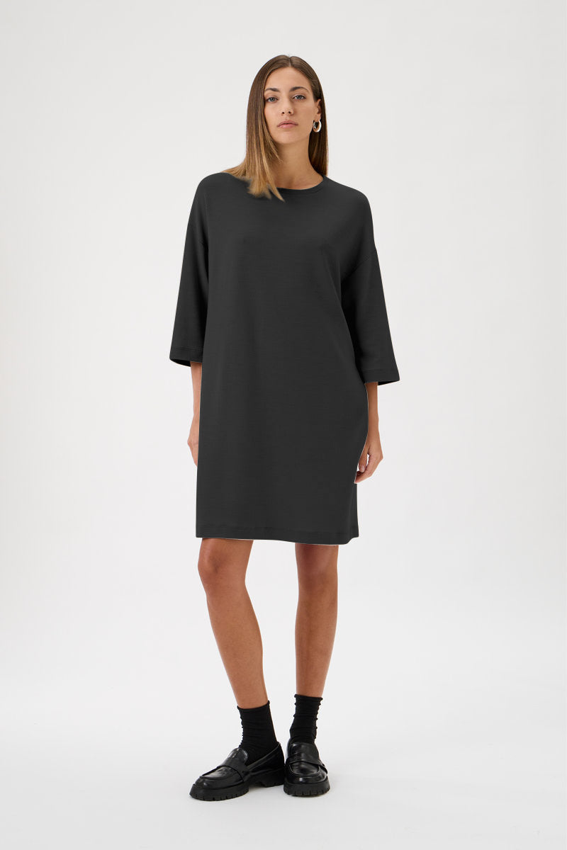 Short Straight Dress - 9503 Black