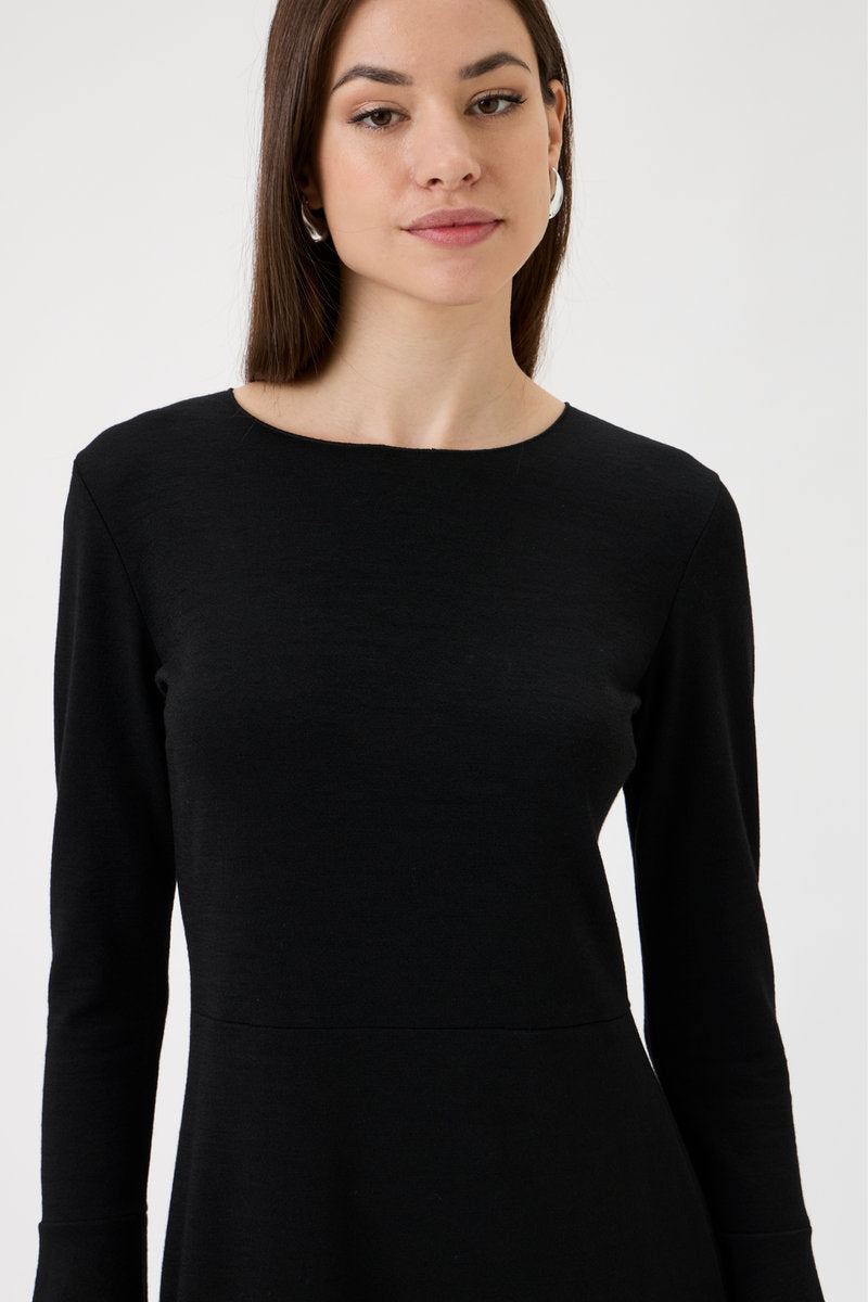 Dress With Flared Bottom Sleeve - 9504 Black