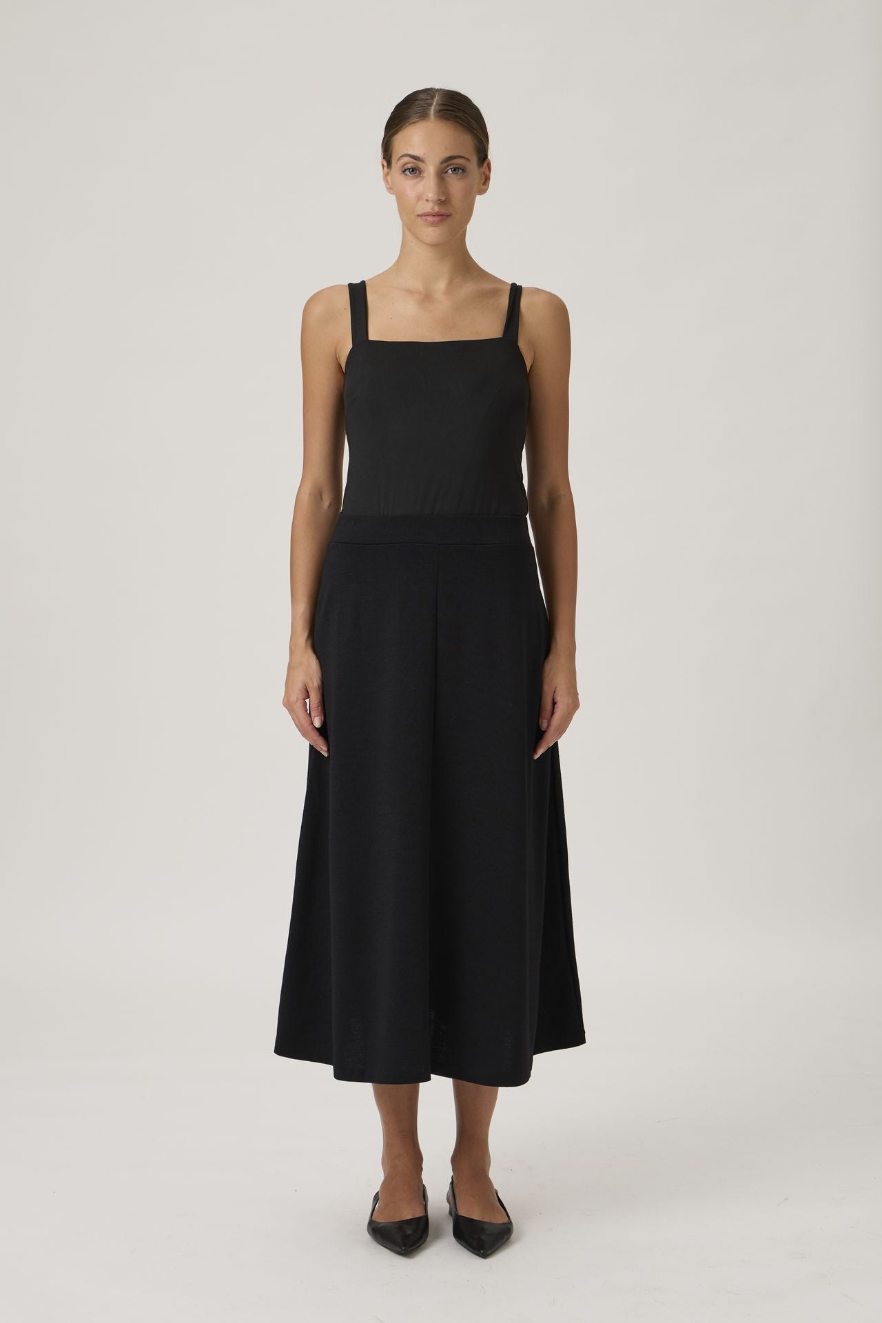 Medium Length Wide Flared Skirt - 3348 Black