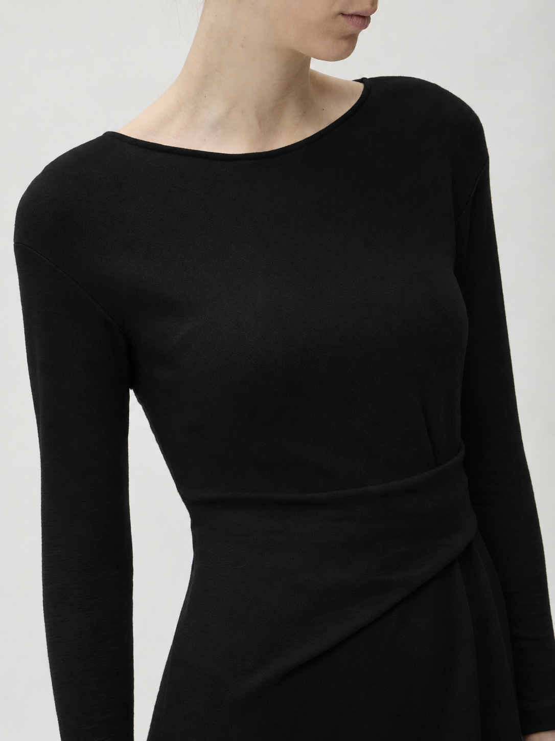 Dress with Waist Details in Darfo – 9526 Black