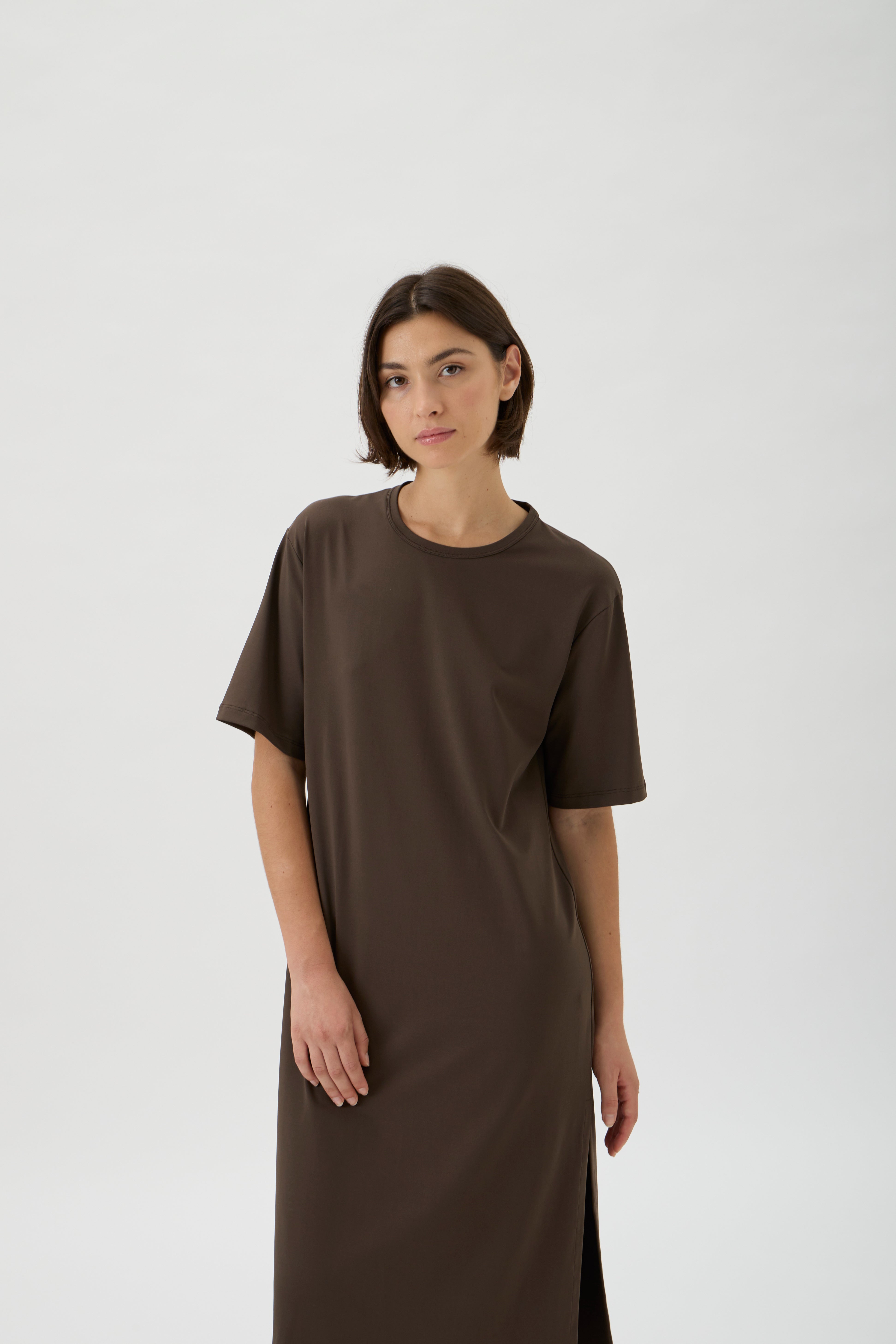 elise-gug-tshirt-dress-nilo-cioccolato-9516-detail