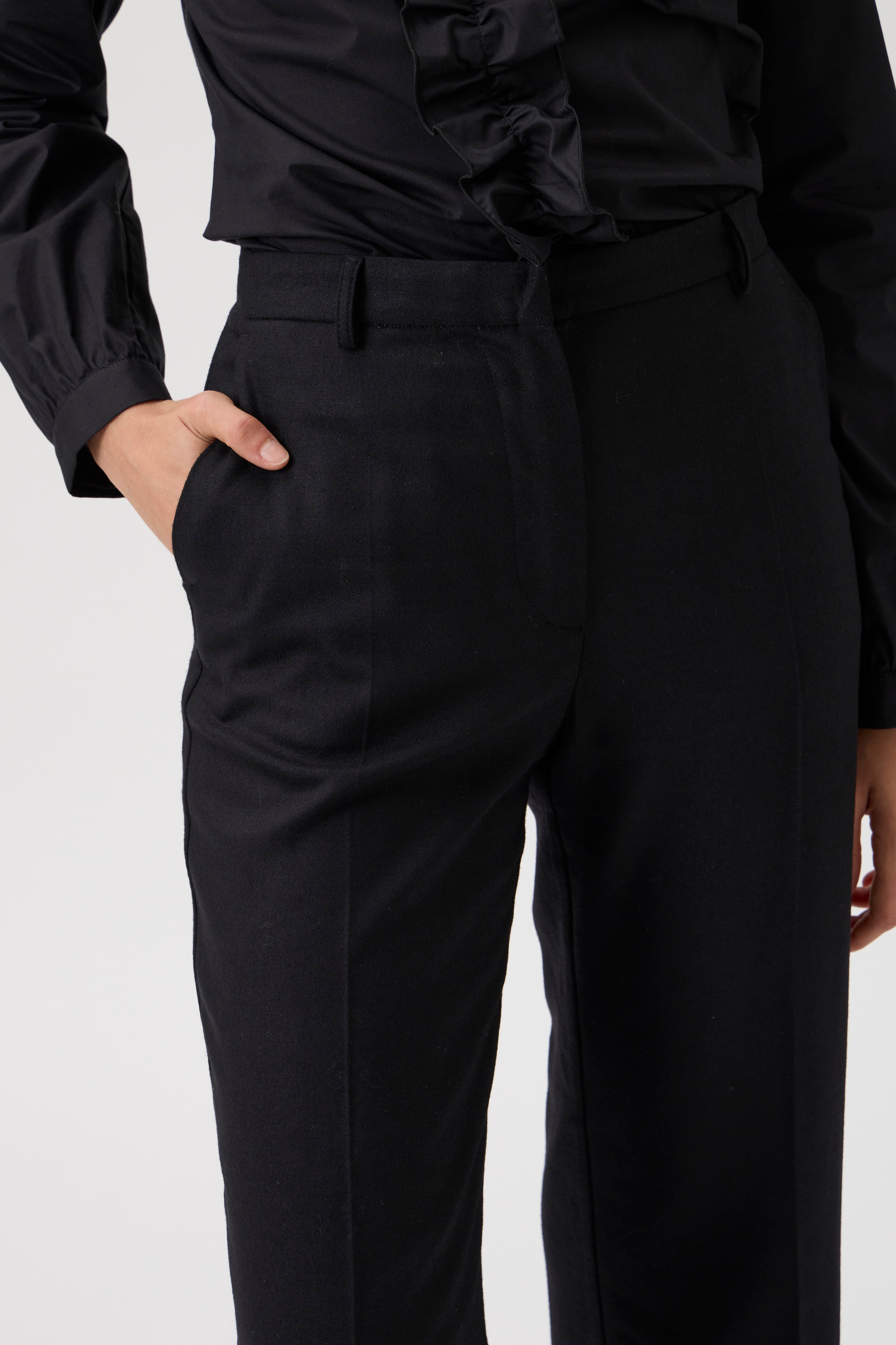 Classic wide legged pants - 473B Black