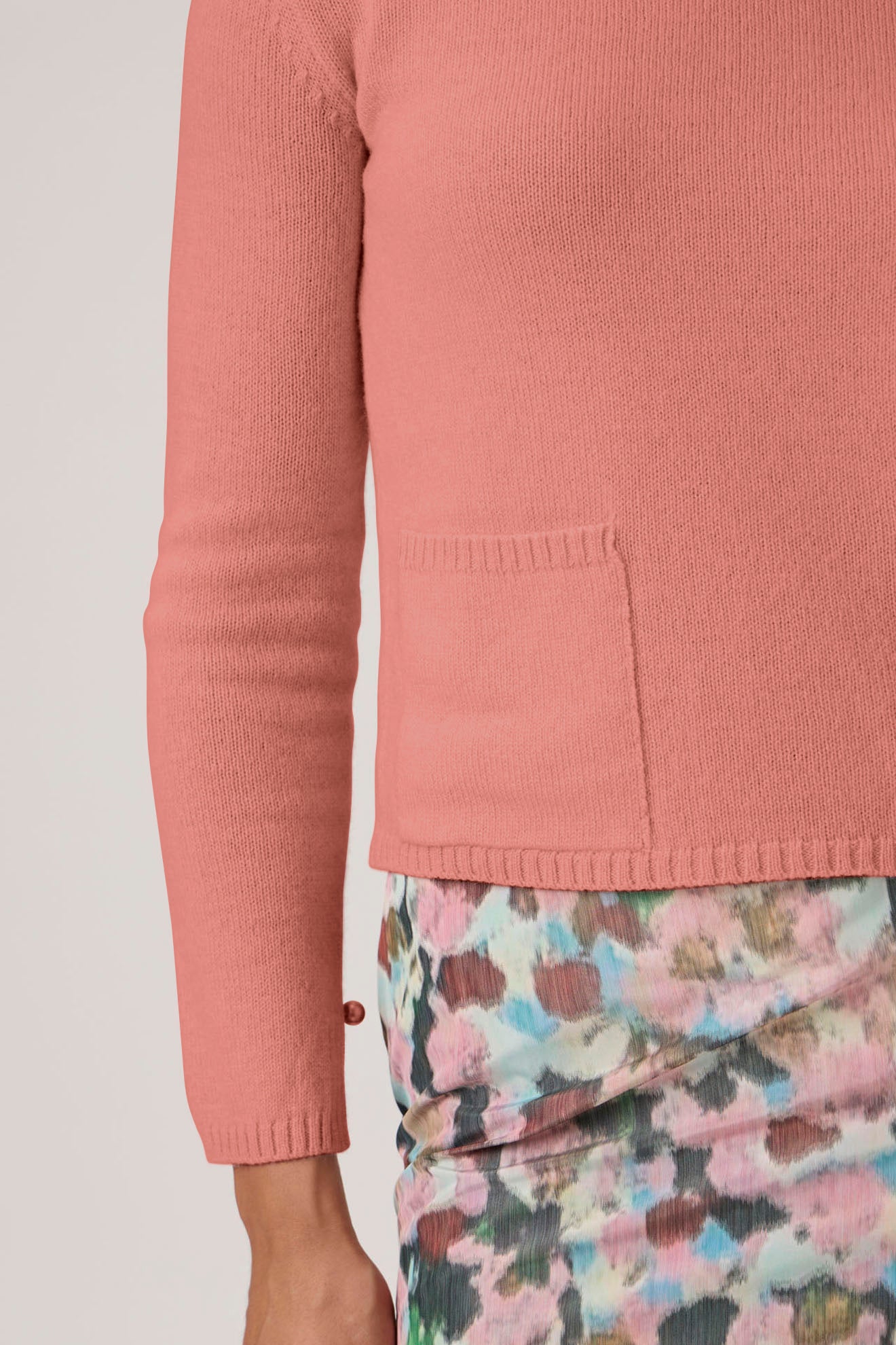 Soft Wool-Cashmere Sweater with Patch Pockets - 7067PT - Antica Rosa