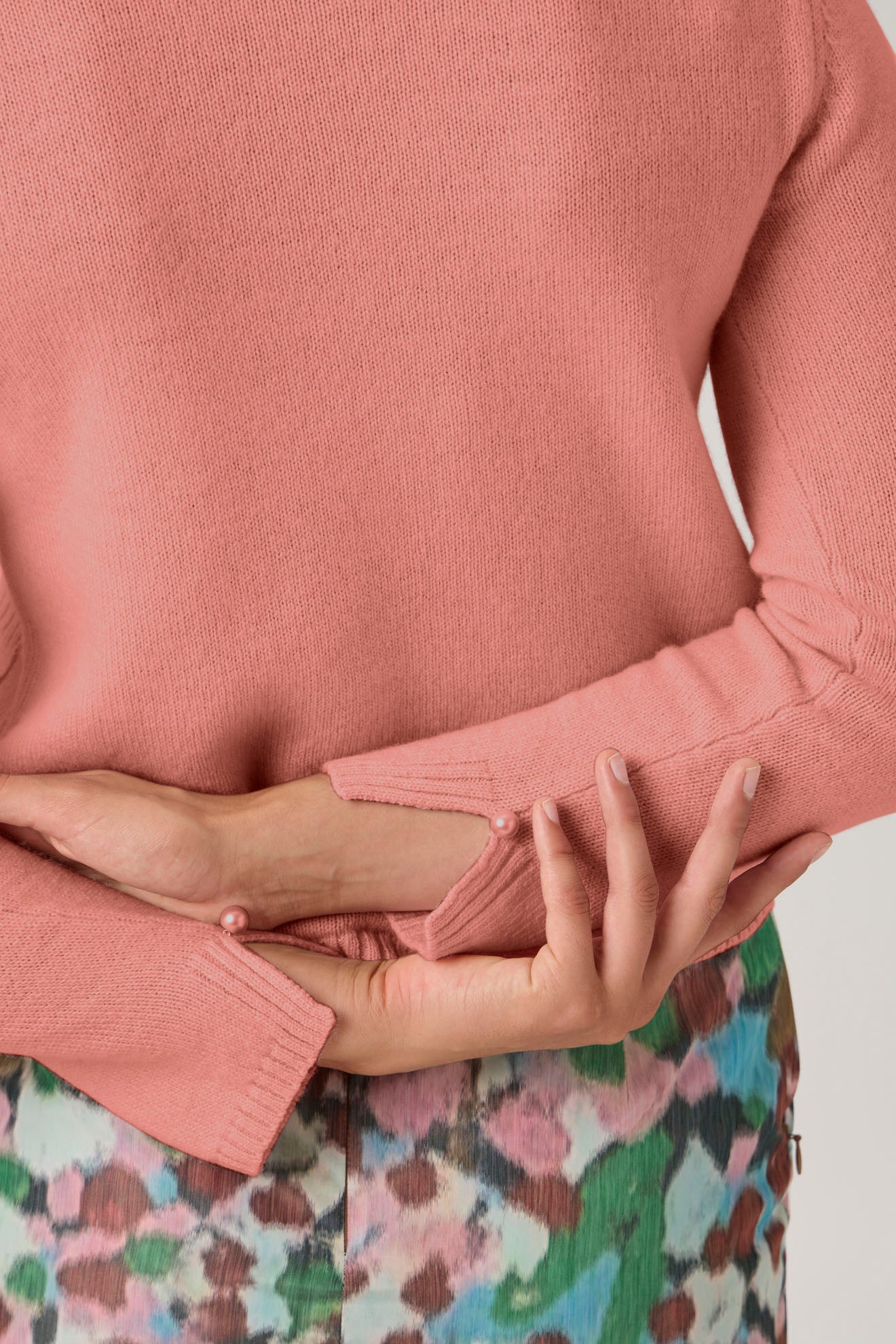 Soft Wool-Cashmere Sweater with Patch Pockets - 7067PT - Antica Rosa