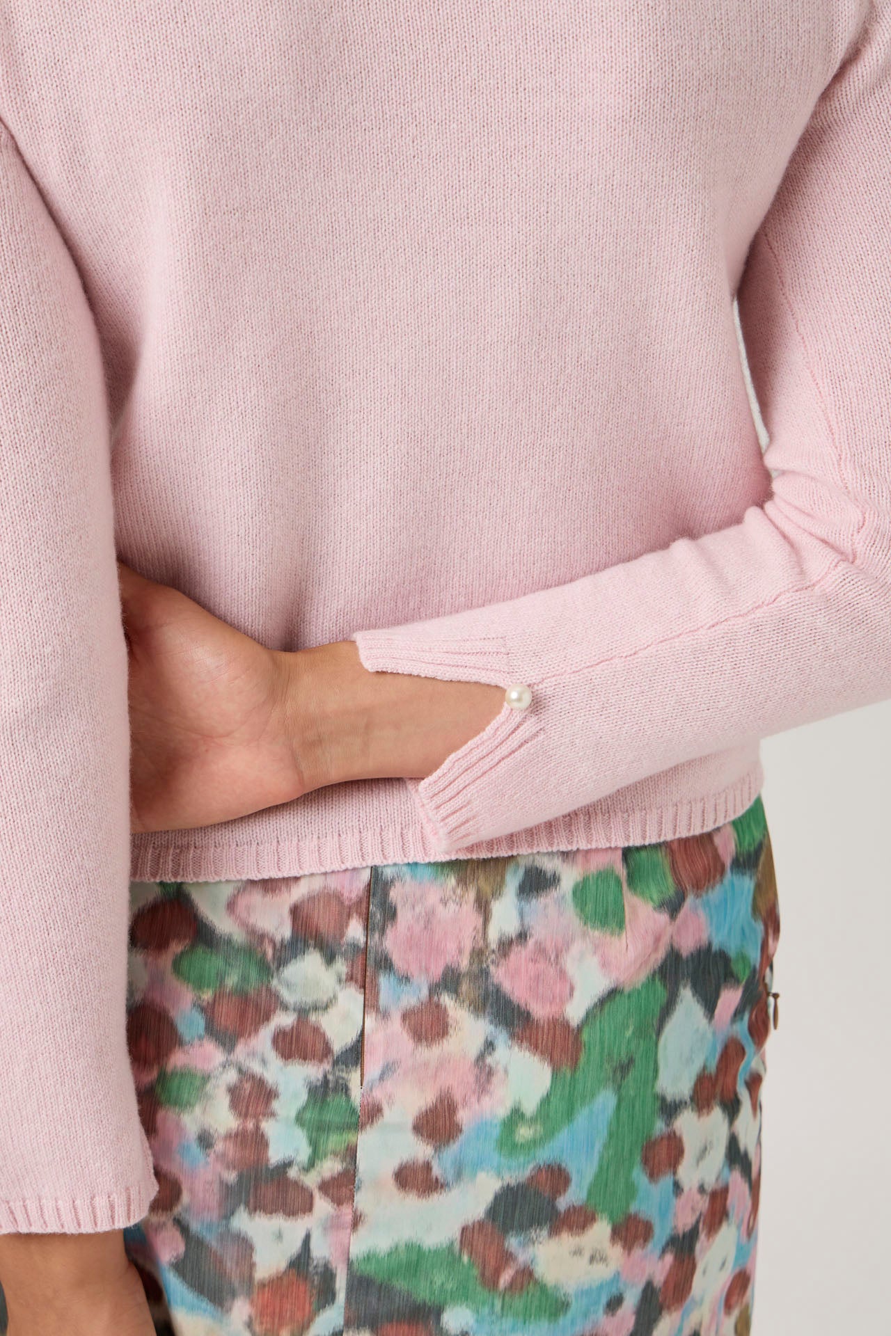 Soft Wool-Cashmere Sweater with Patch Pockets - 7067PT - Rosa