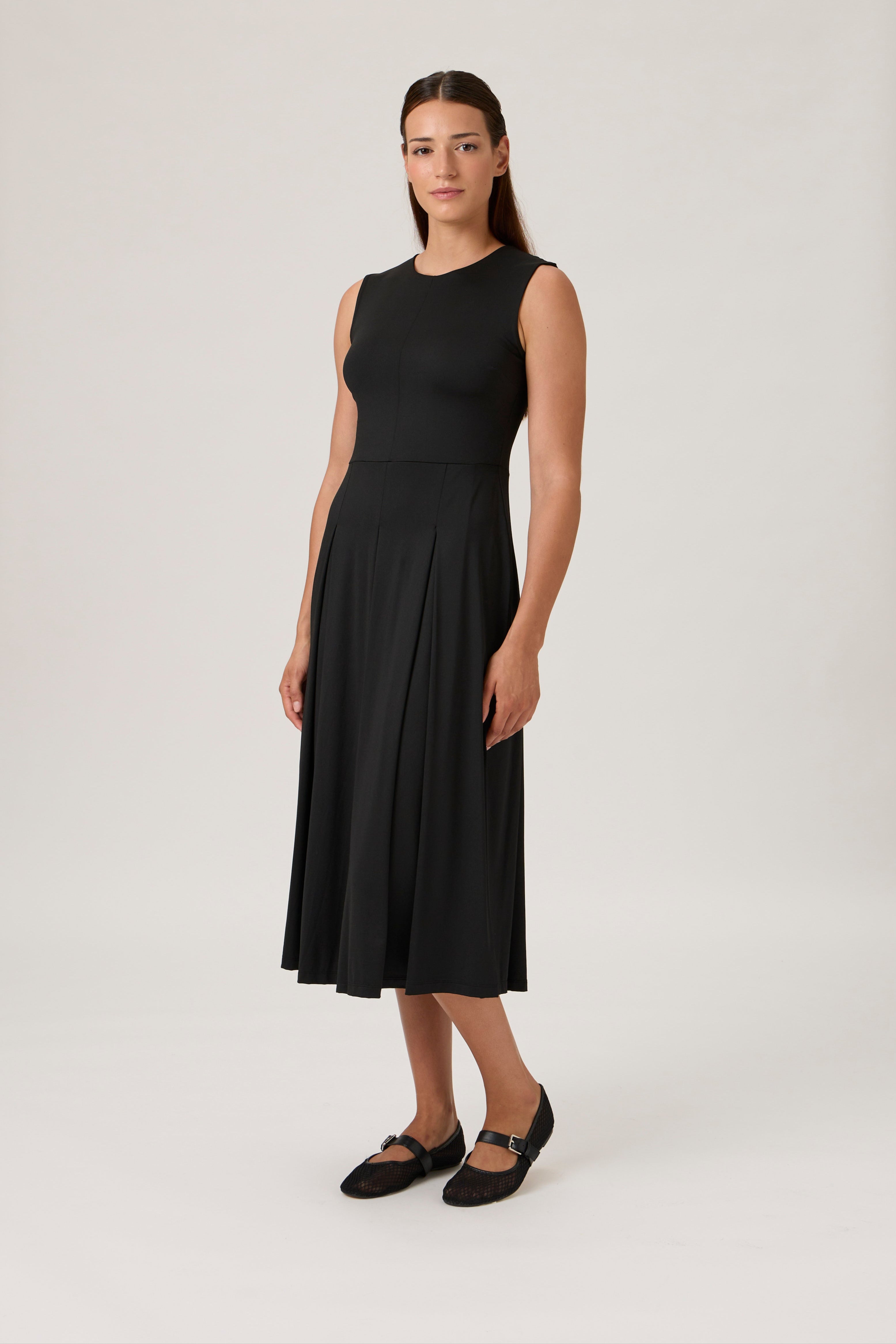 Sleeveless Gathered Waist Dress - 9493 Black