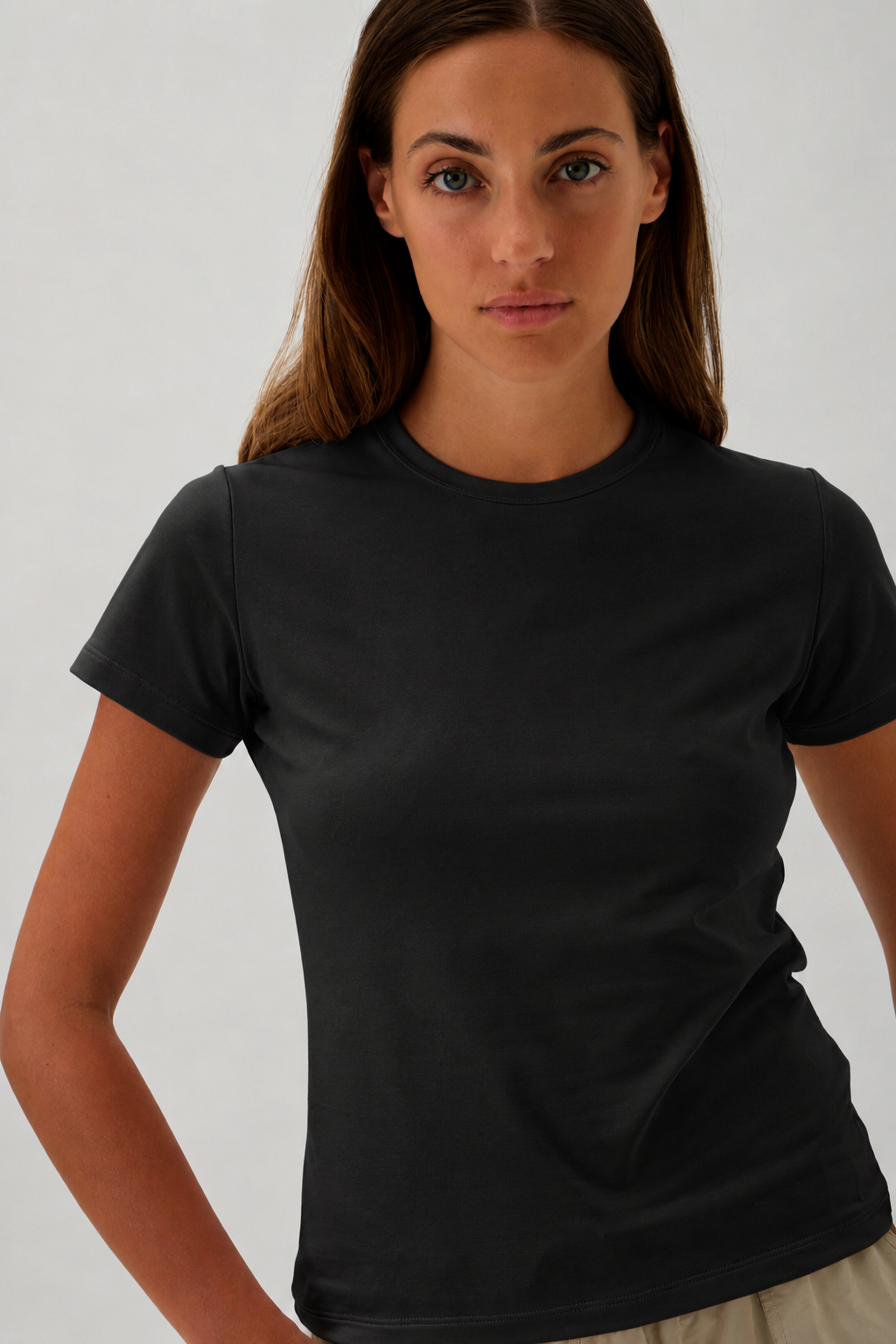 Short Sleeved Fitted T-shirt In Nilo - 1002 Black