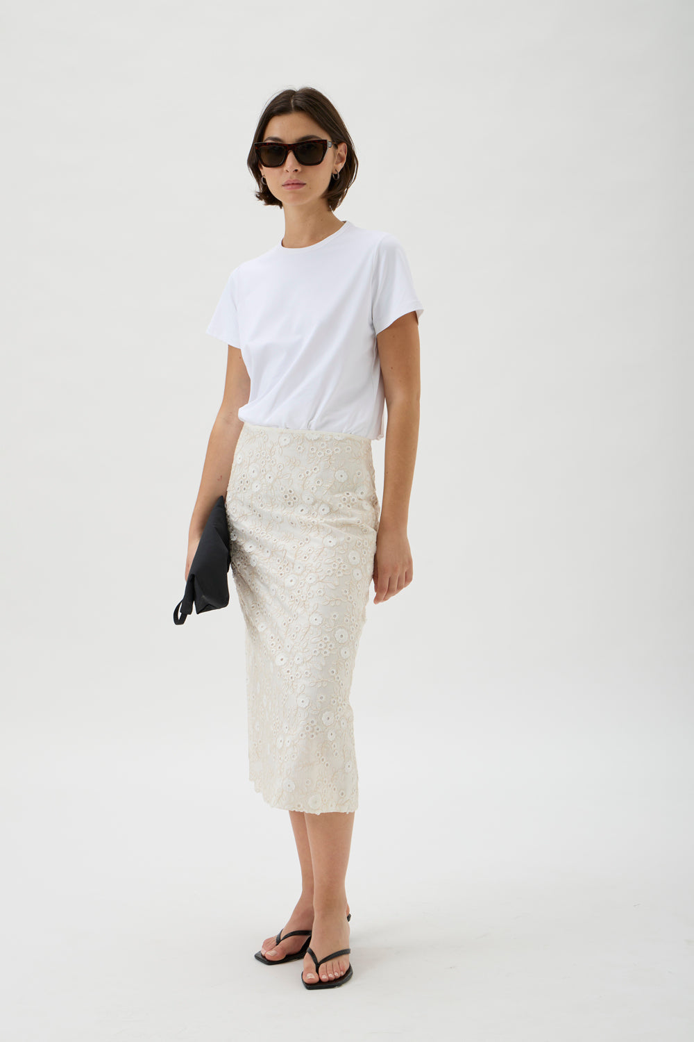 Loose Fitted Classic T-shirt - Nair 1166 WHITE