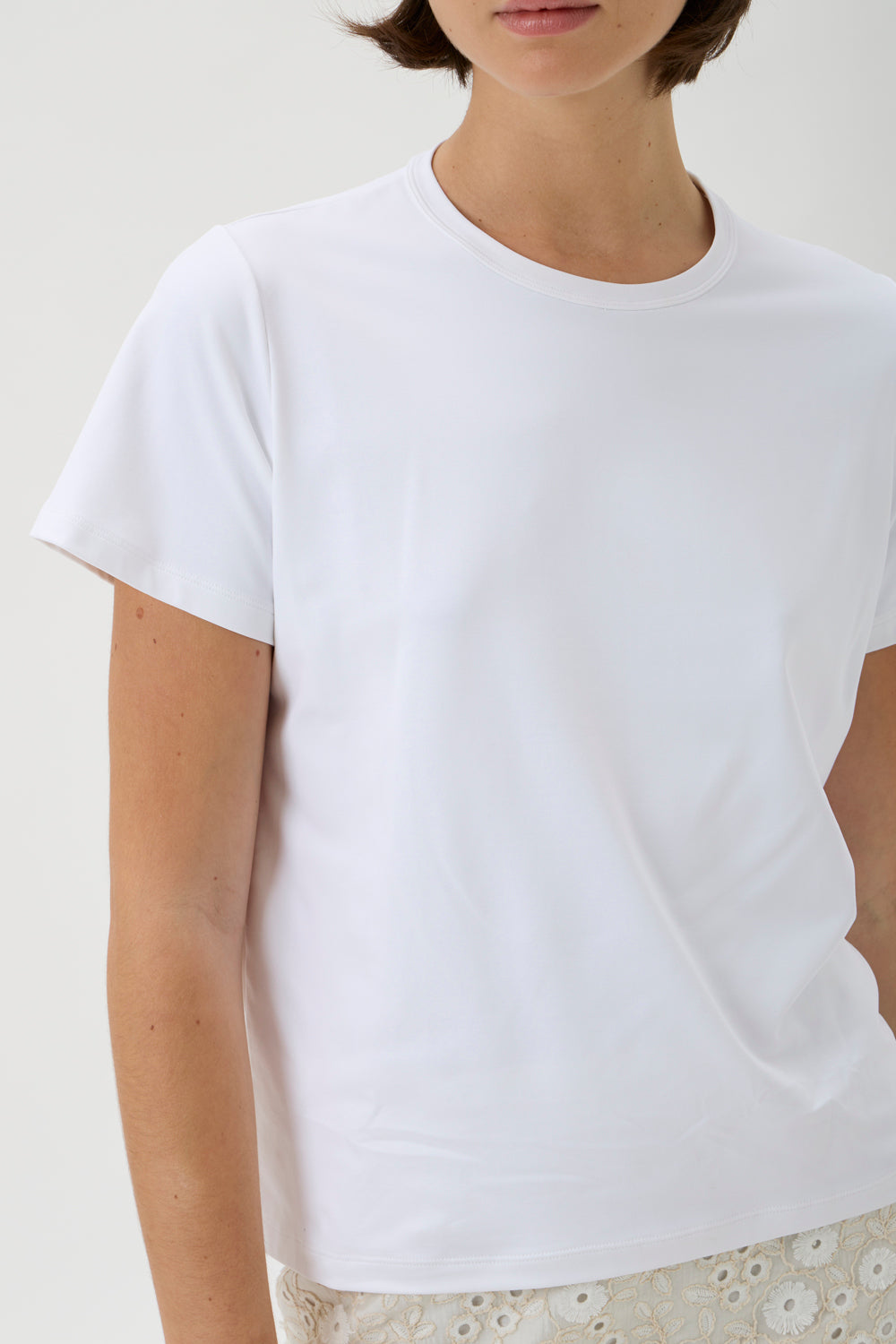 Loose Fitted Classic T-shirt - Nair 1166 WHITE