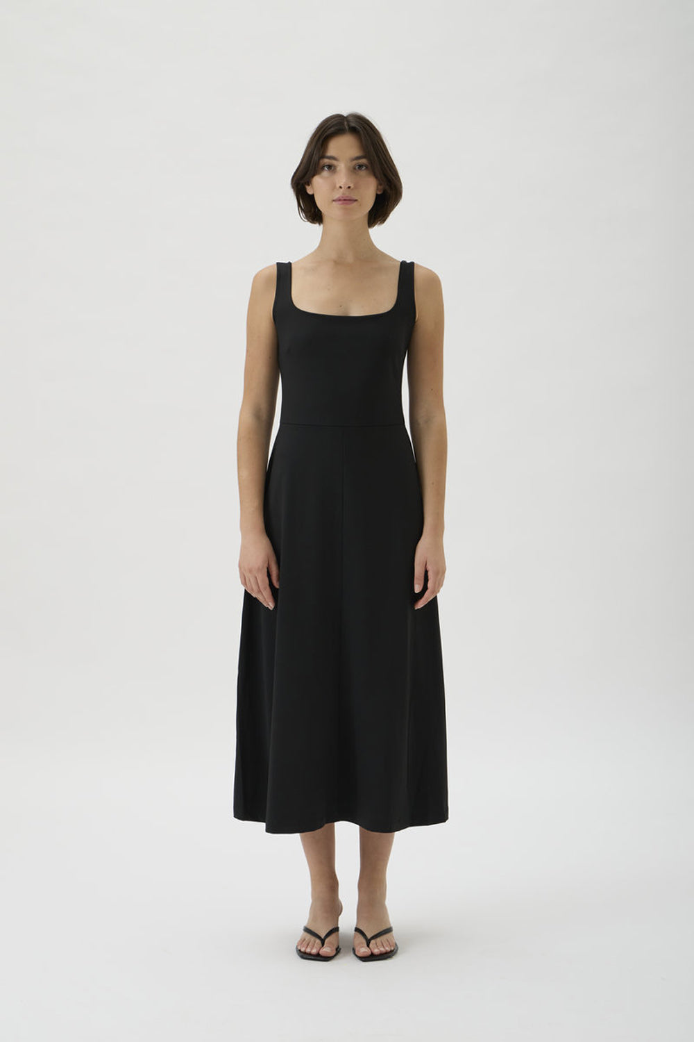 Flared Skirt Dress – Nair 9518 BLACK