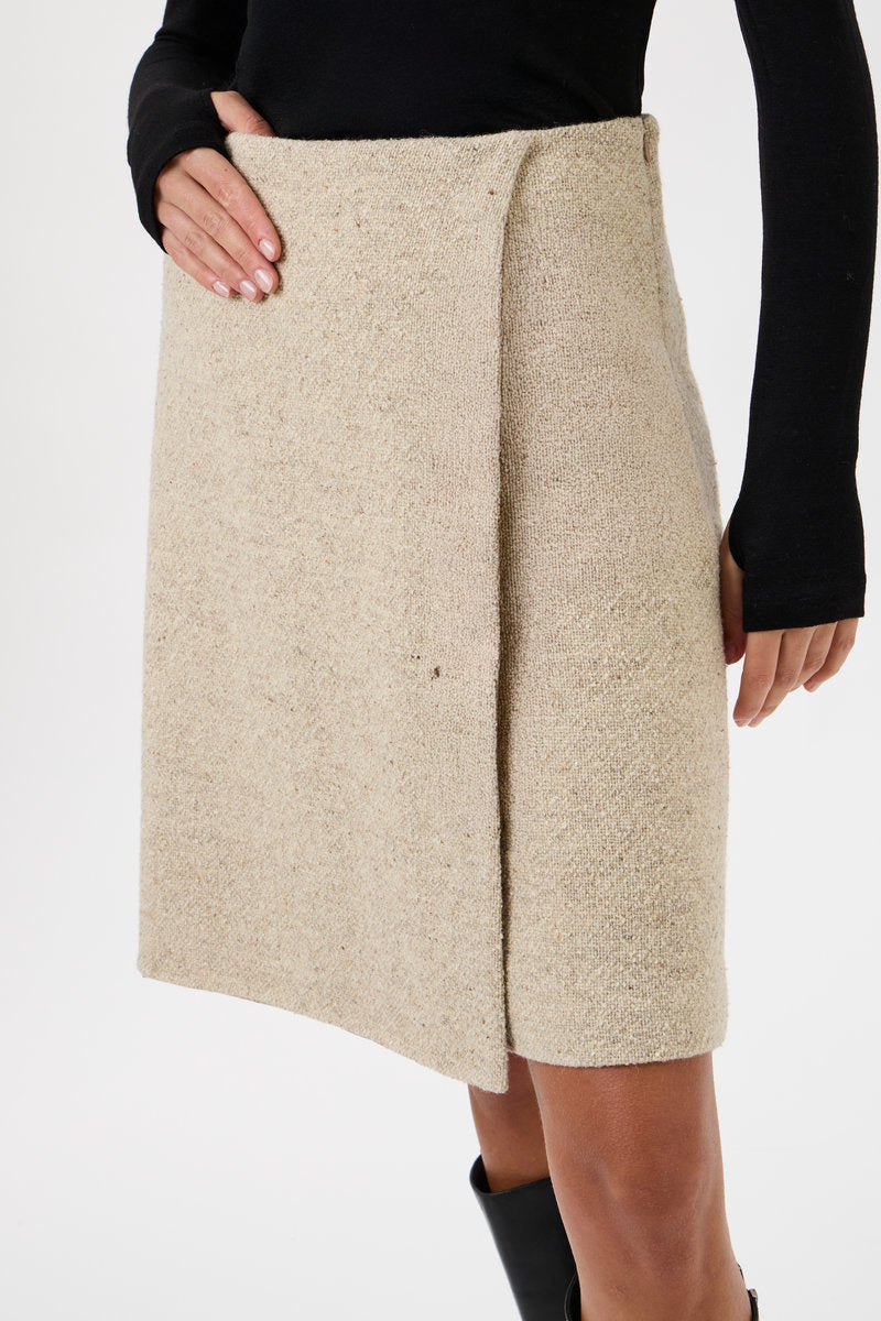 Envelope Skirt – Napoca