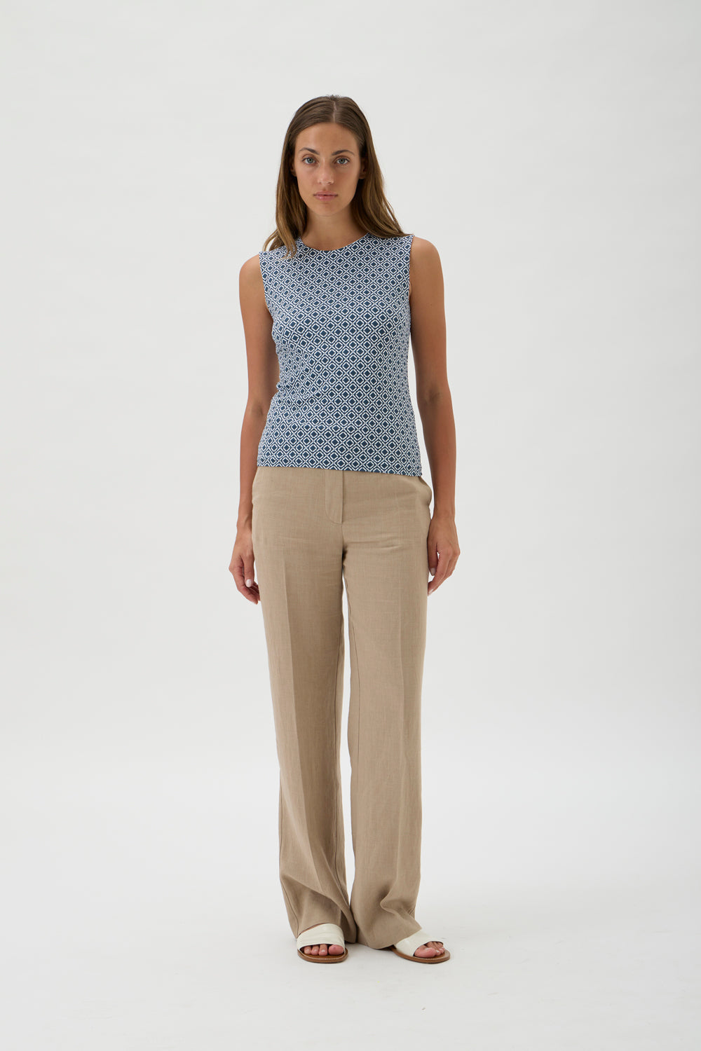 Sleeveless Top in Print Nilo Jersey – Elise Gug | 1182 Print Blue Crew