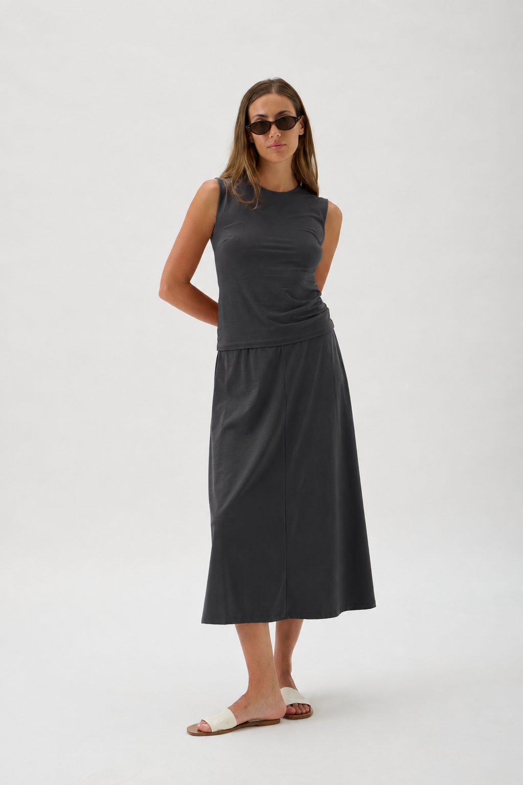 Mid-Length A-Line Skirt – Nilo 3355 Black