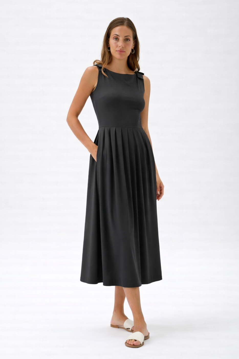 Long Wide Dress with Bows – Nilo 9519 BLACK