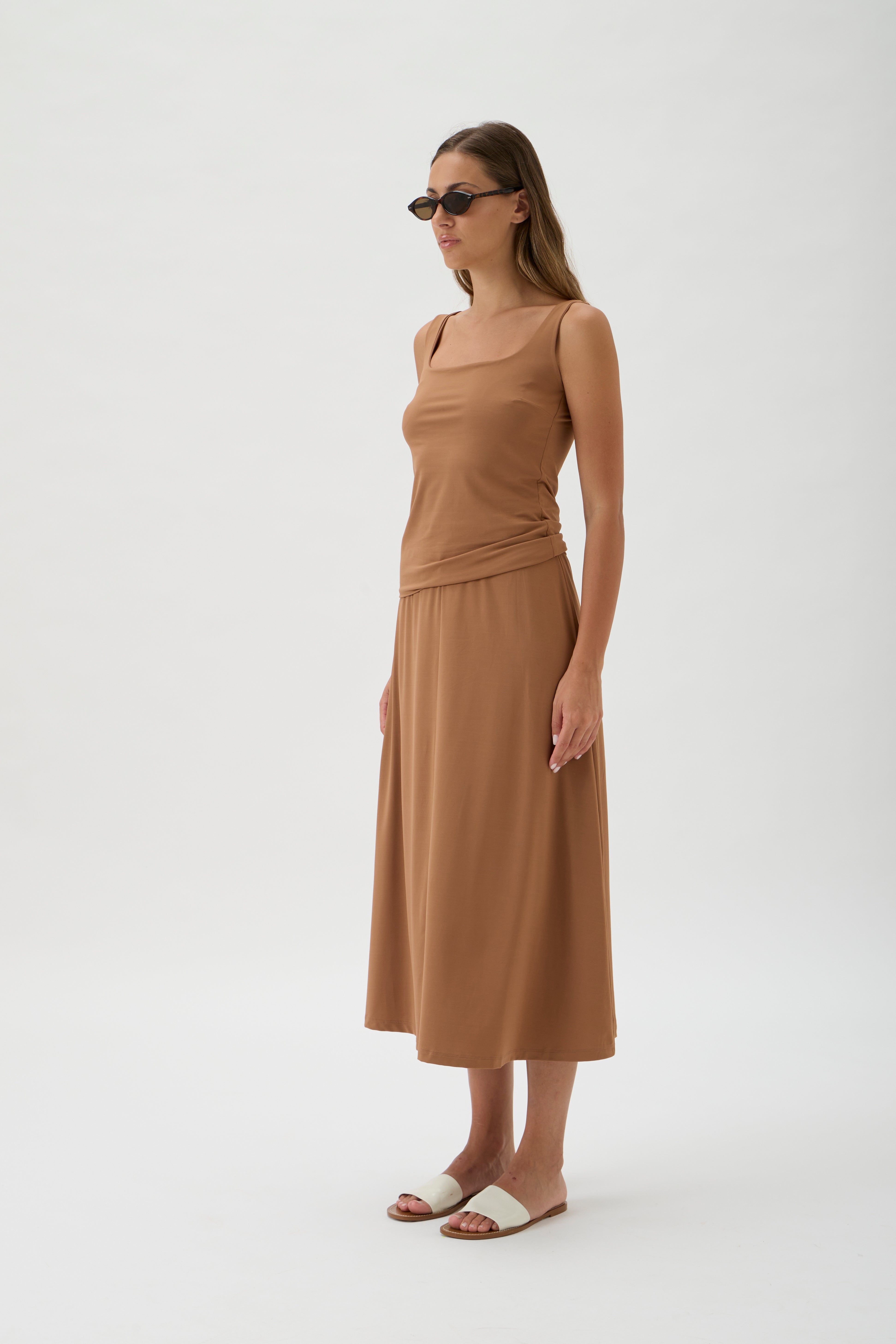 ELISE GUG Nilo Morocco tank top style 149 – full length view