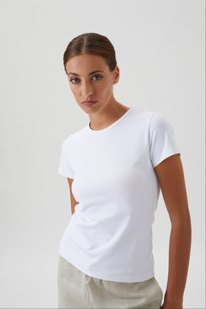 Short Sleeved Fitted T-shirt In Nilo - 1002 White