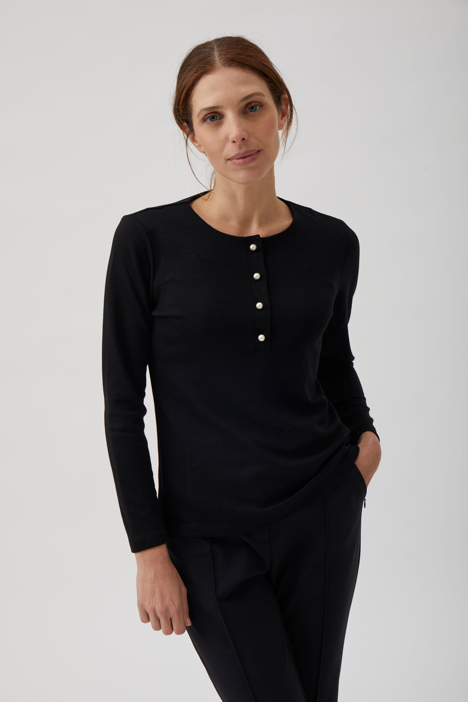 Henley blouse with pearl buttons - Black