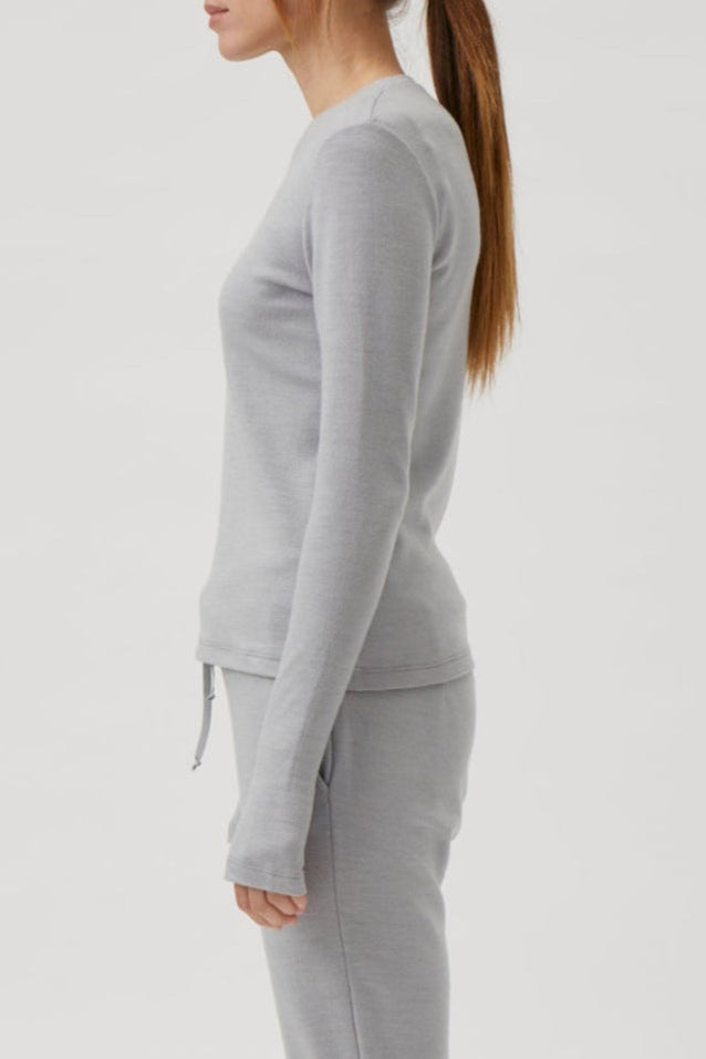 Classic T-shirt blouse detail at wrist  - 1168 Light grey