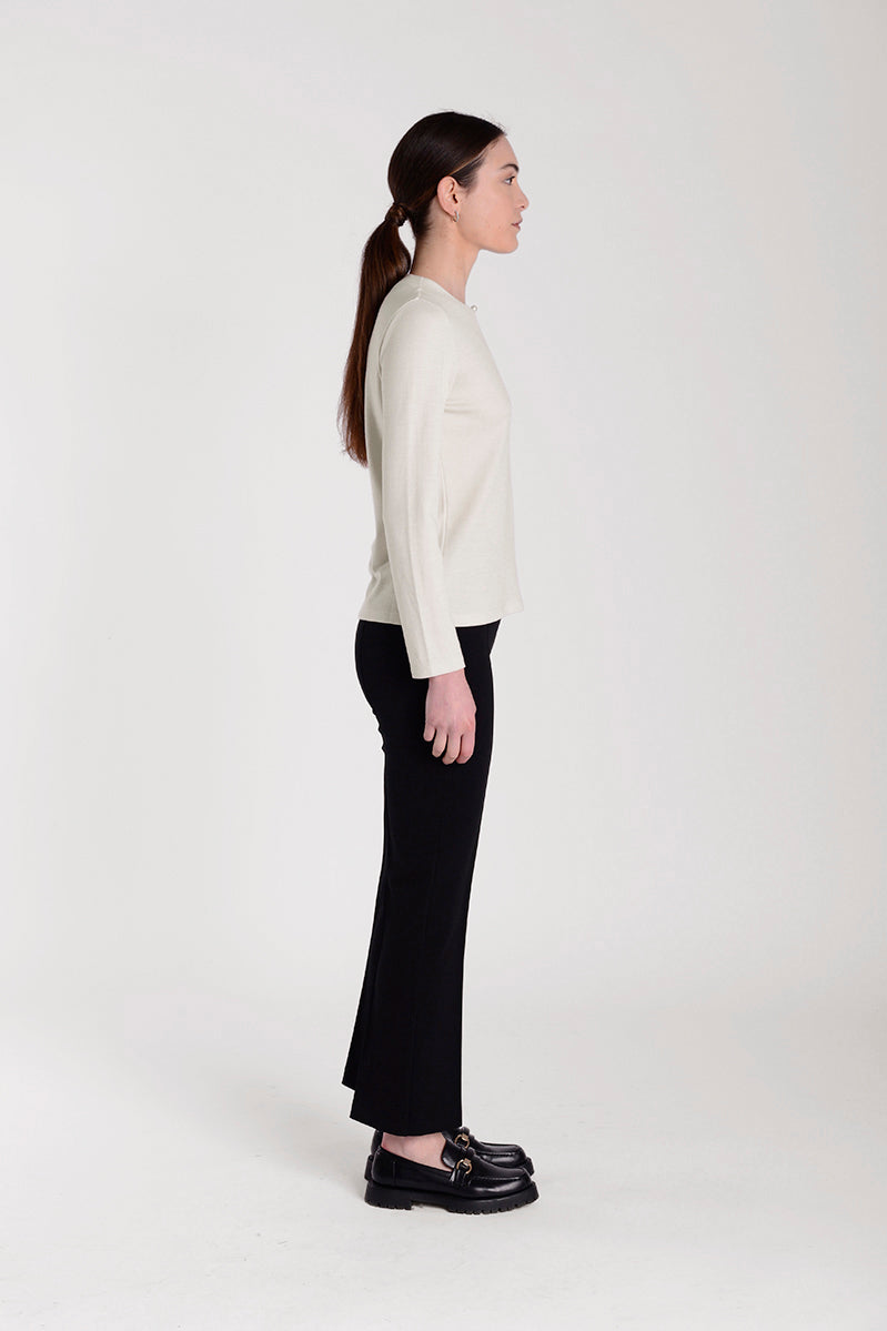 Blouse with a pearl button detail front, long sleeves - Cream