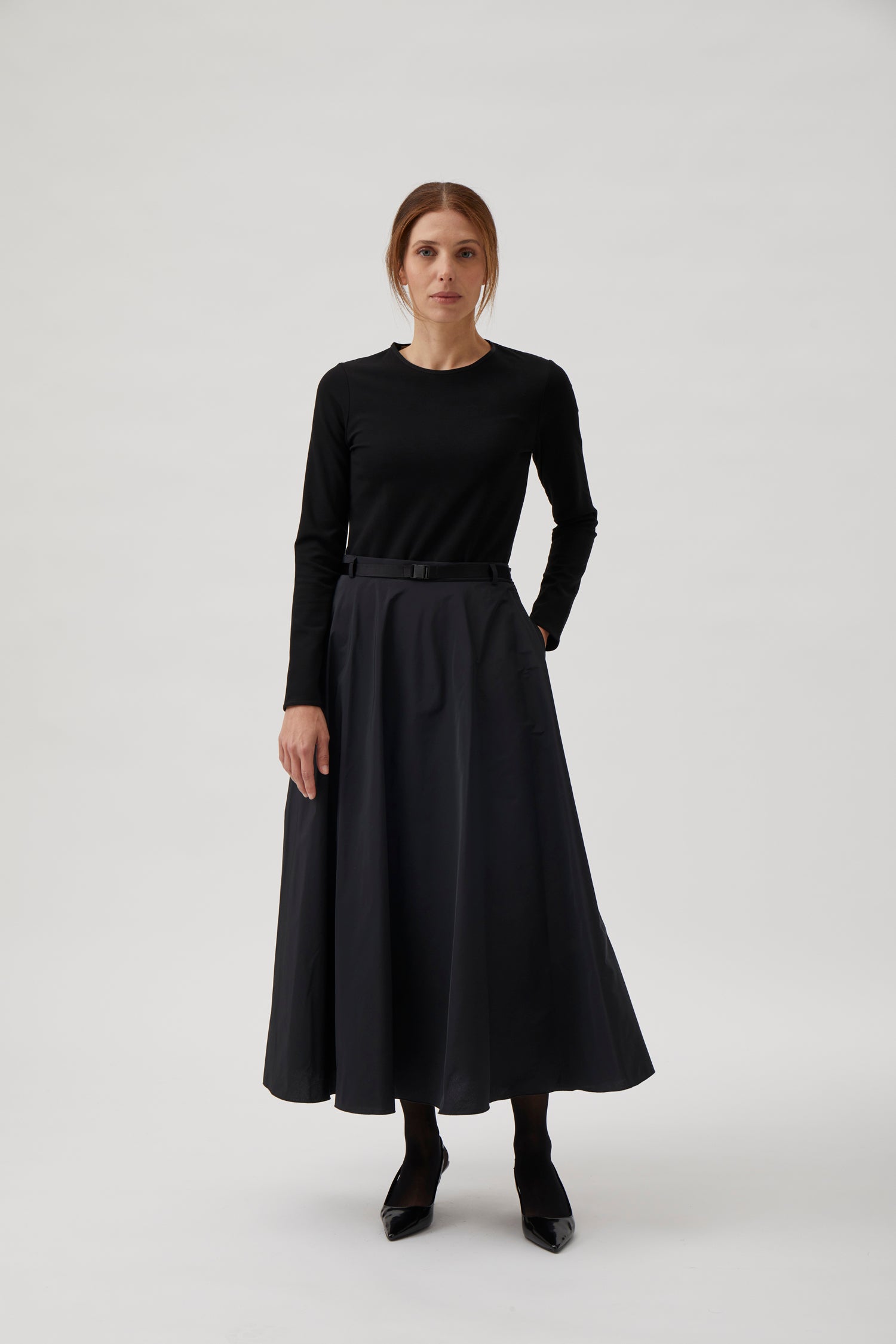 Wide skirt with belt - Black