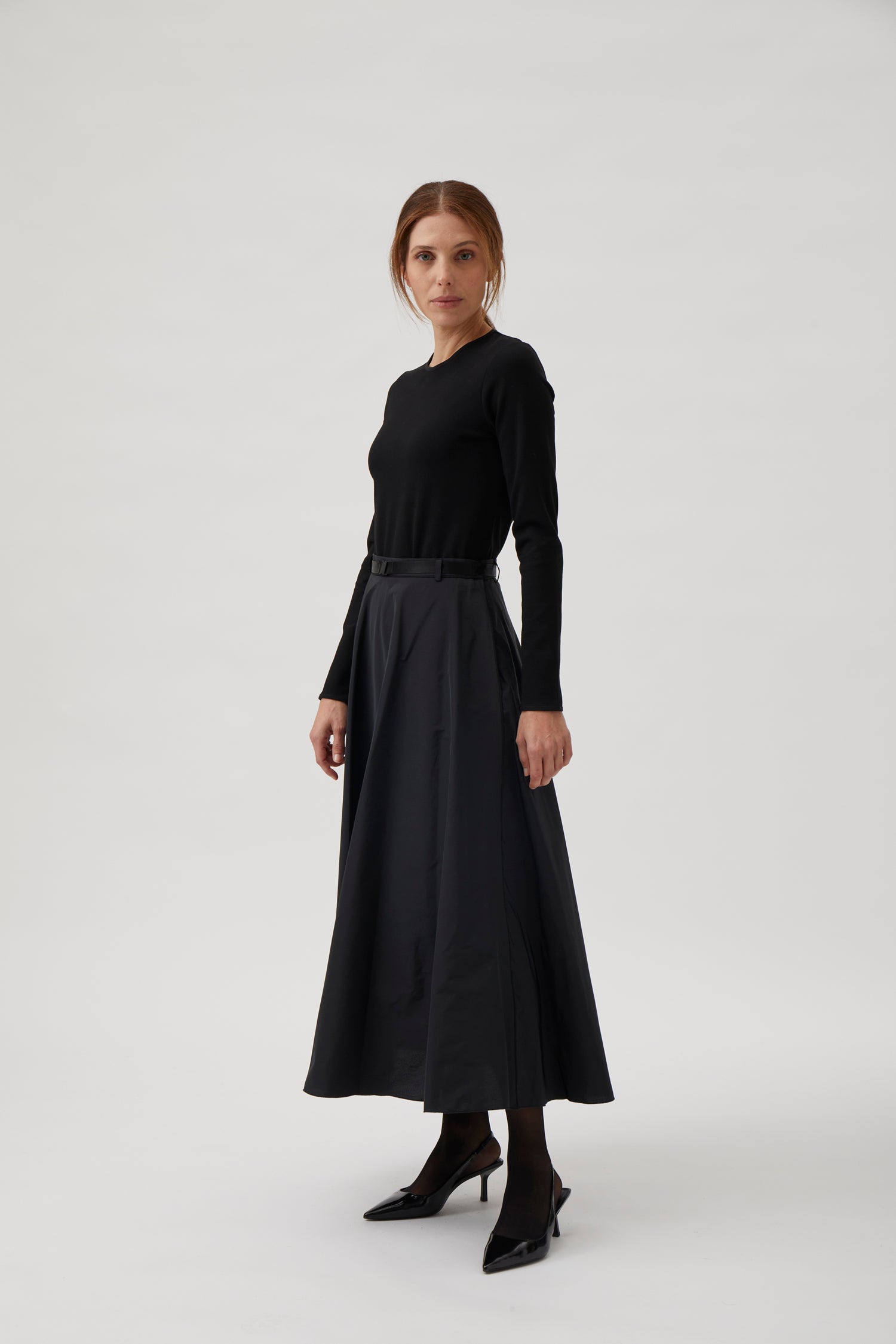 Wide skirt with belt - Black