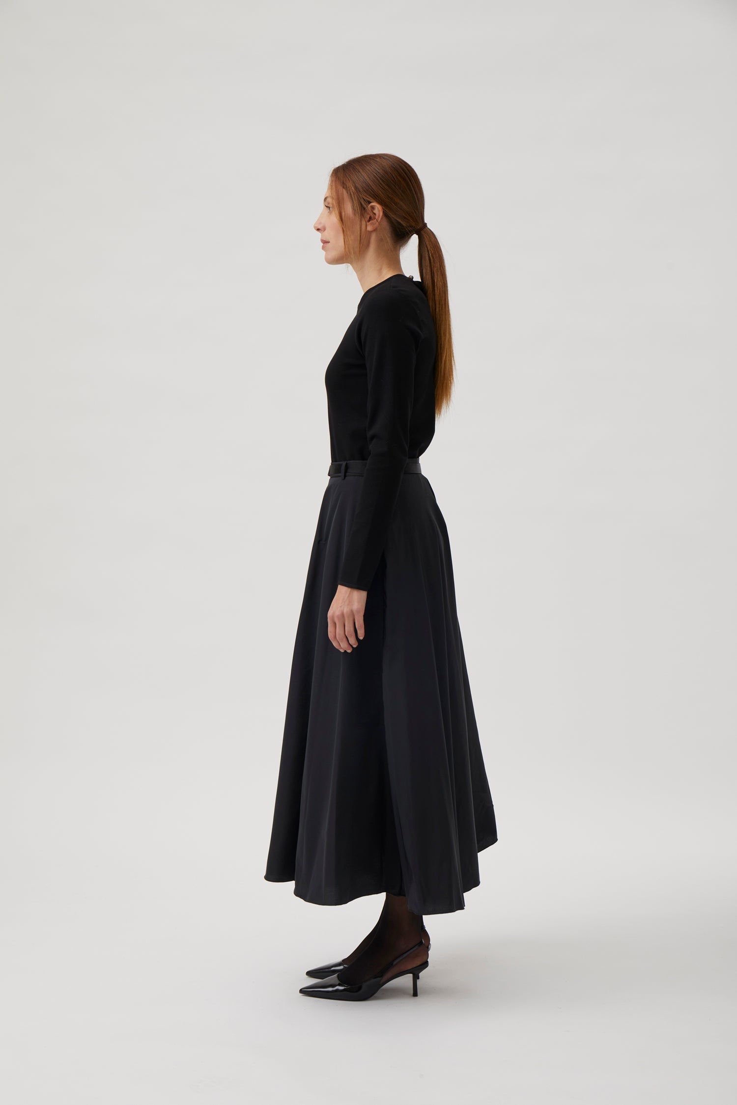 Wide skirt with belt - Black