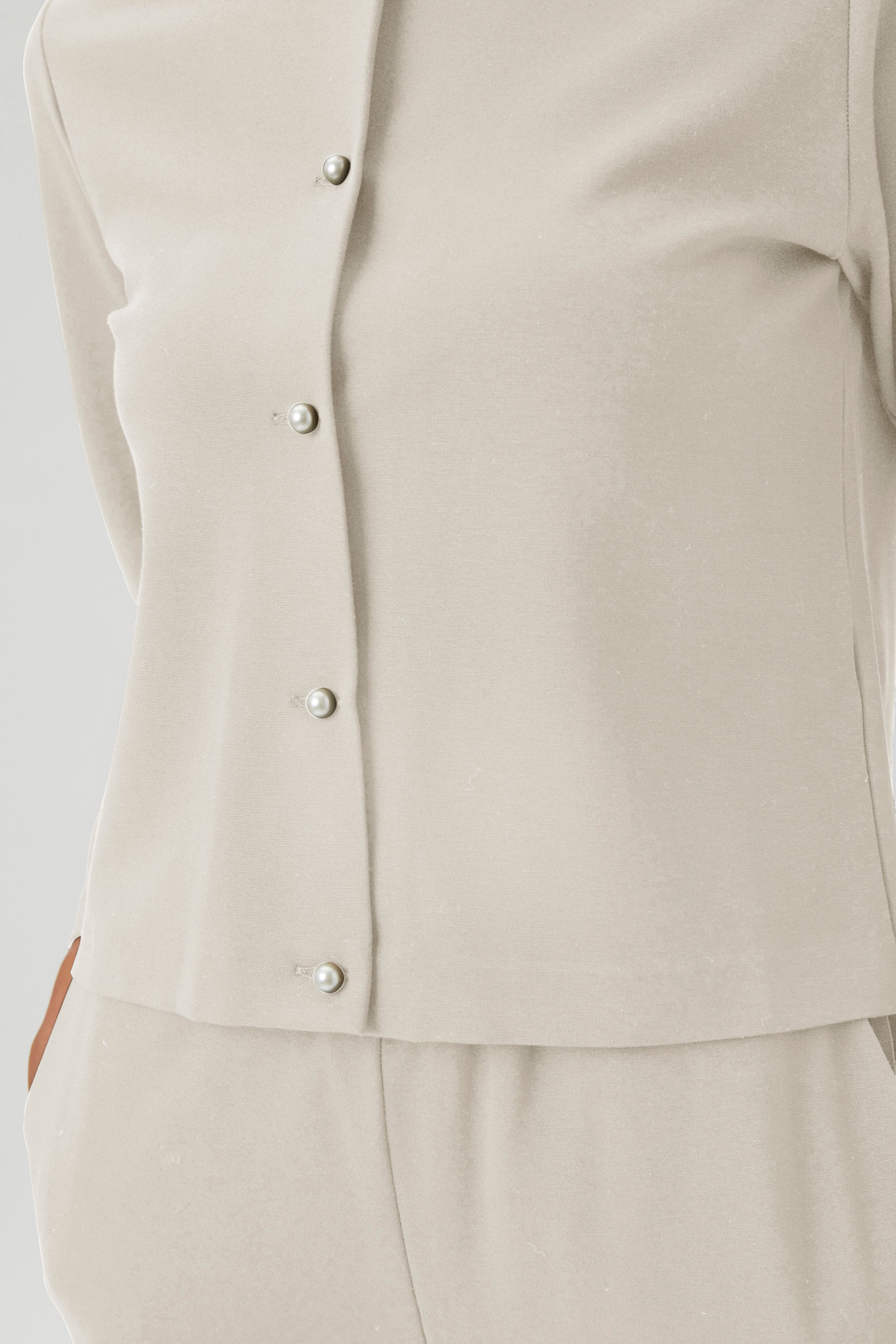 Classic cardigan with pearl buttons - Cream