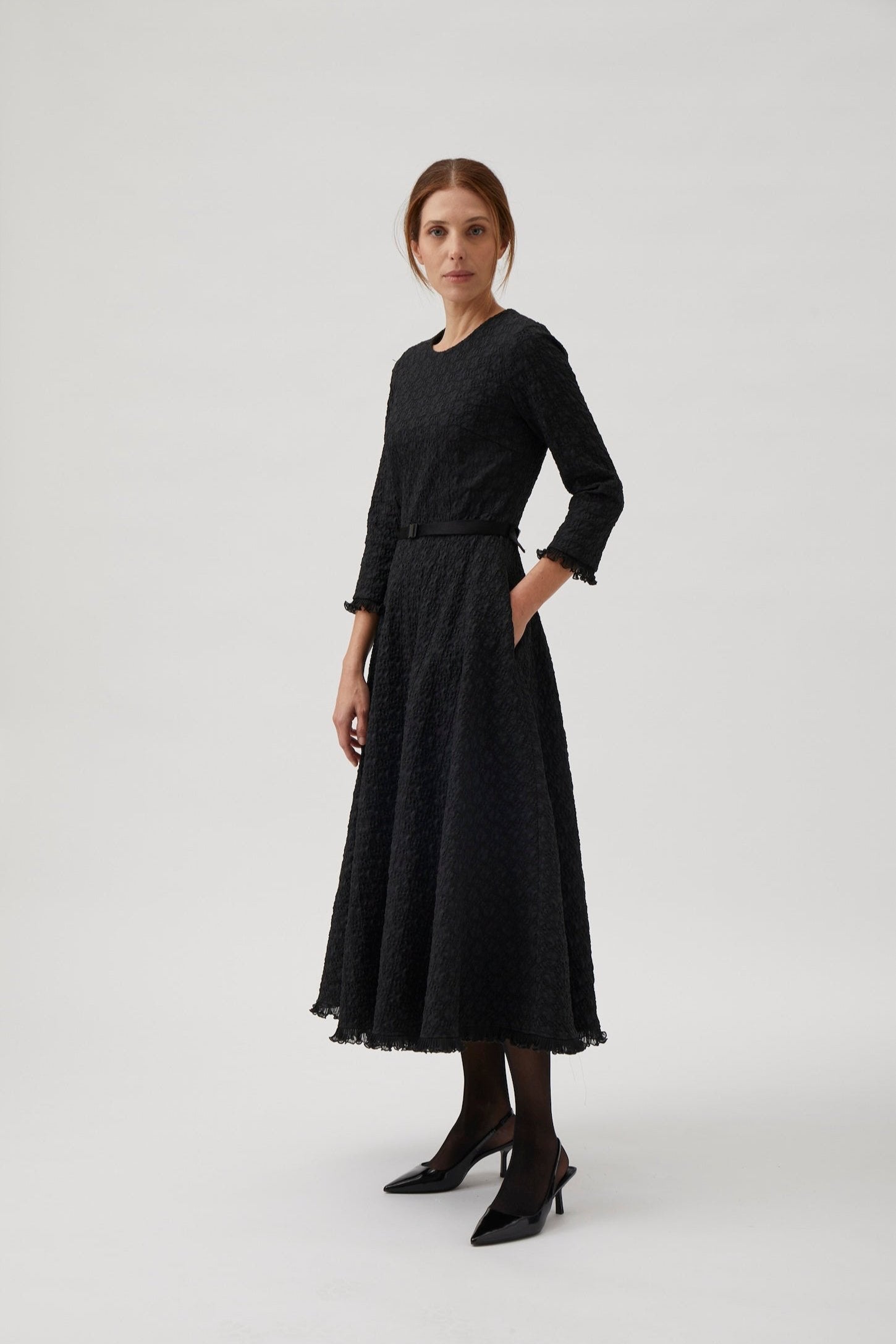 Dress in jacquard with belt - Black