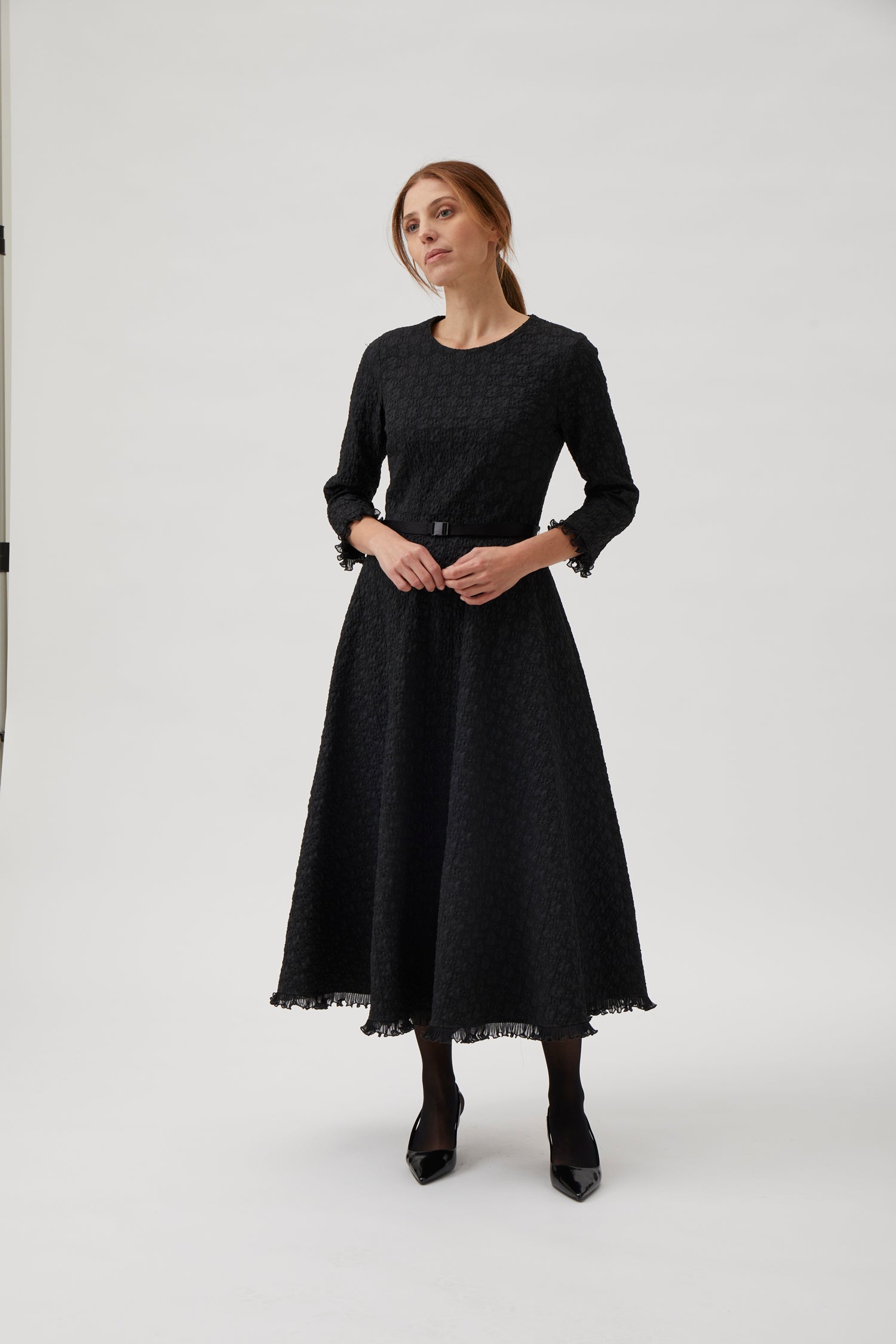 Dress in jacquard with belt - Black