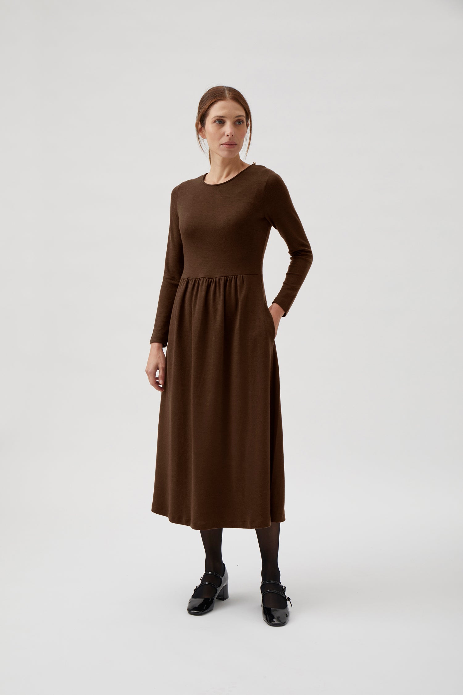 Classic Gug dress, long - Chocolate