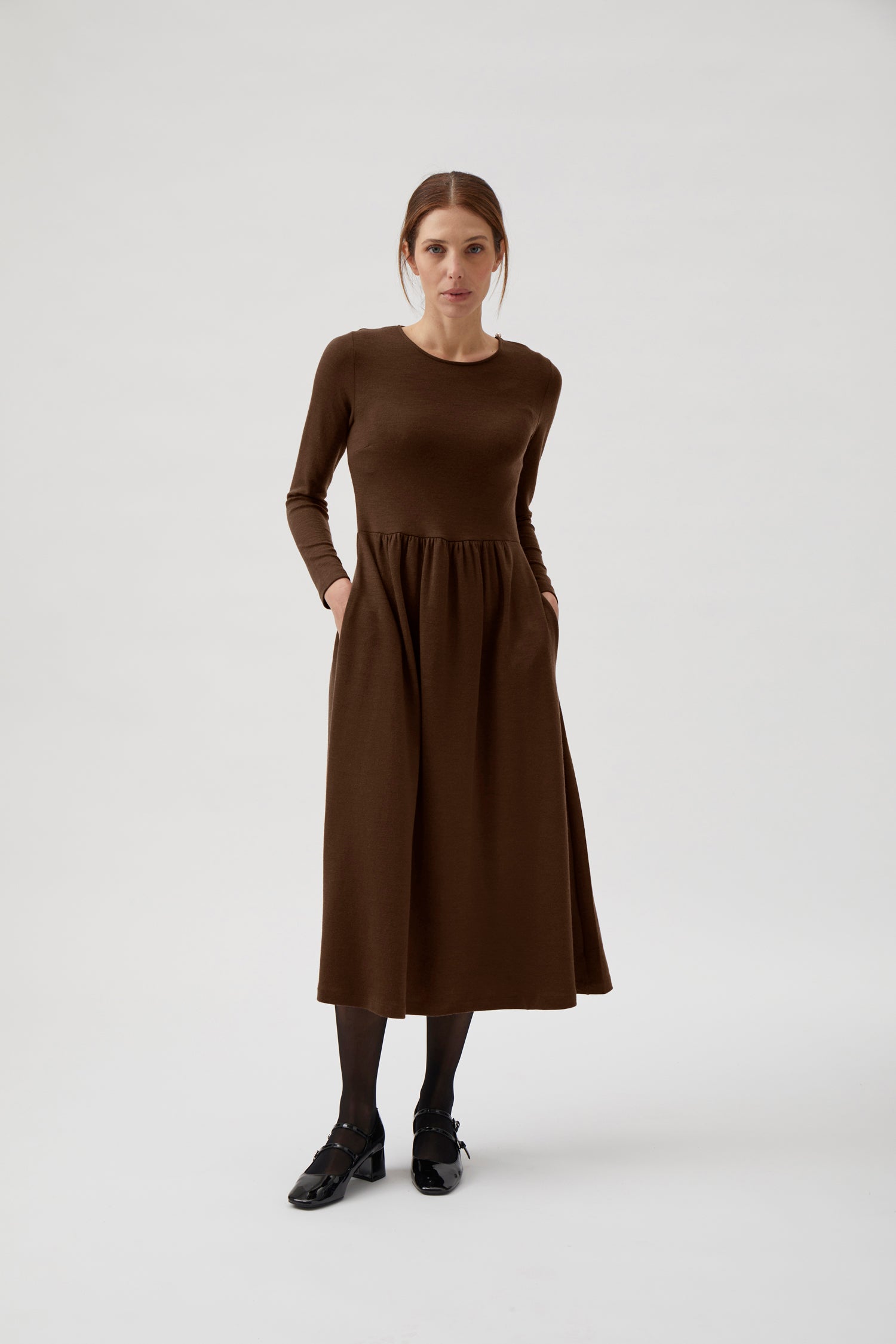 Classic Gug dress, long - Chocolate