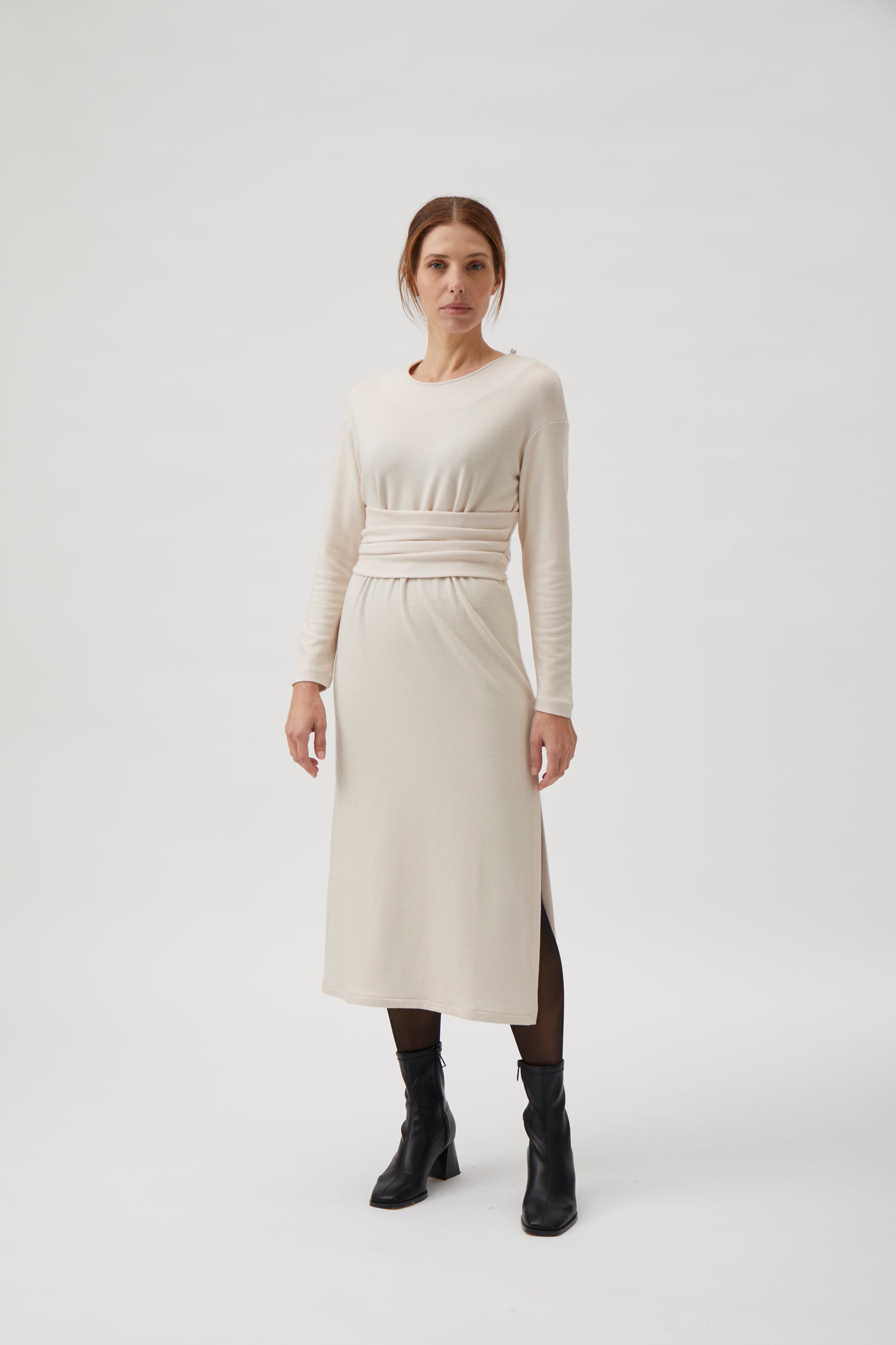 Medi dress with belt - Cream