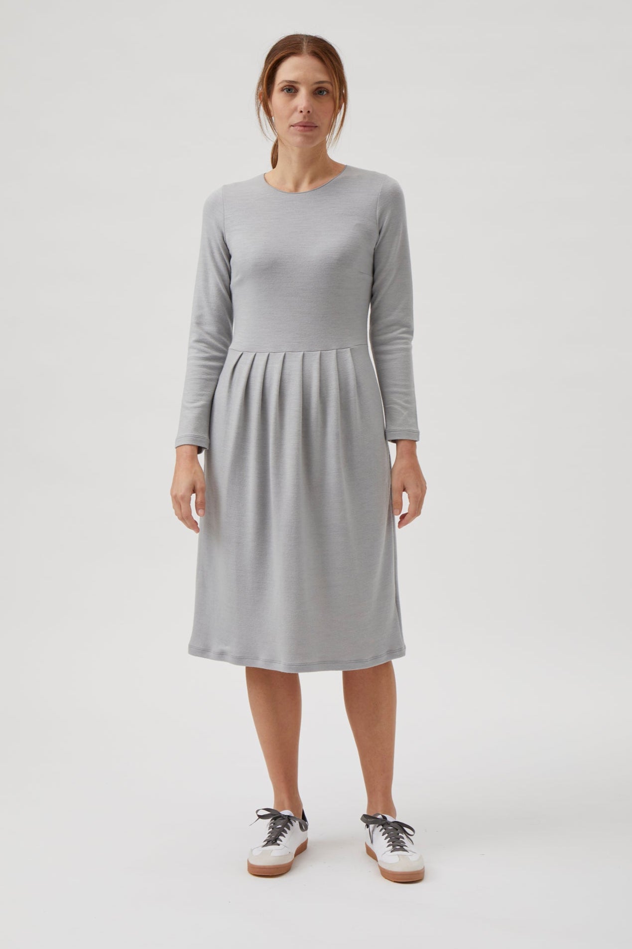 Classic Gug dress - 9486 Light grey