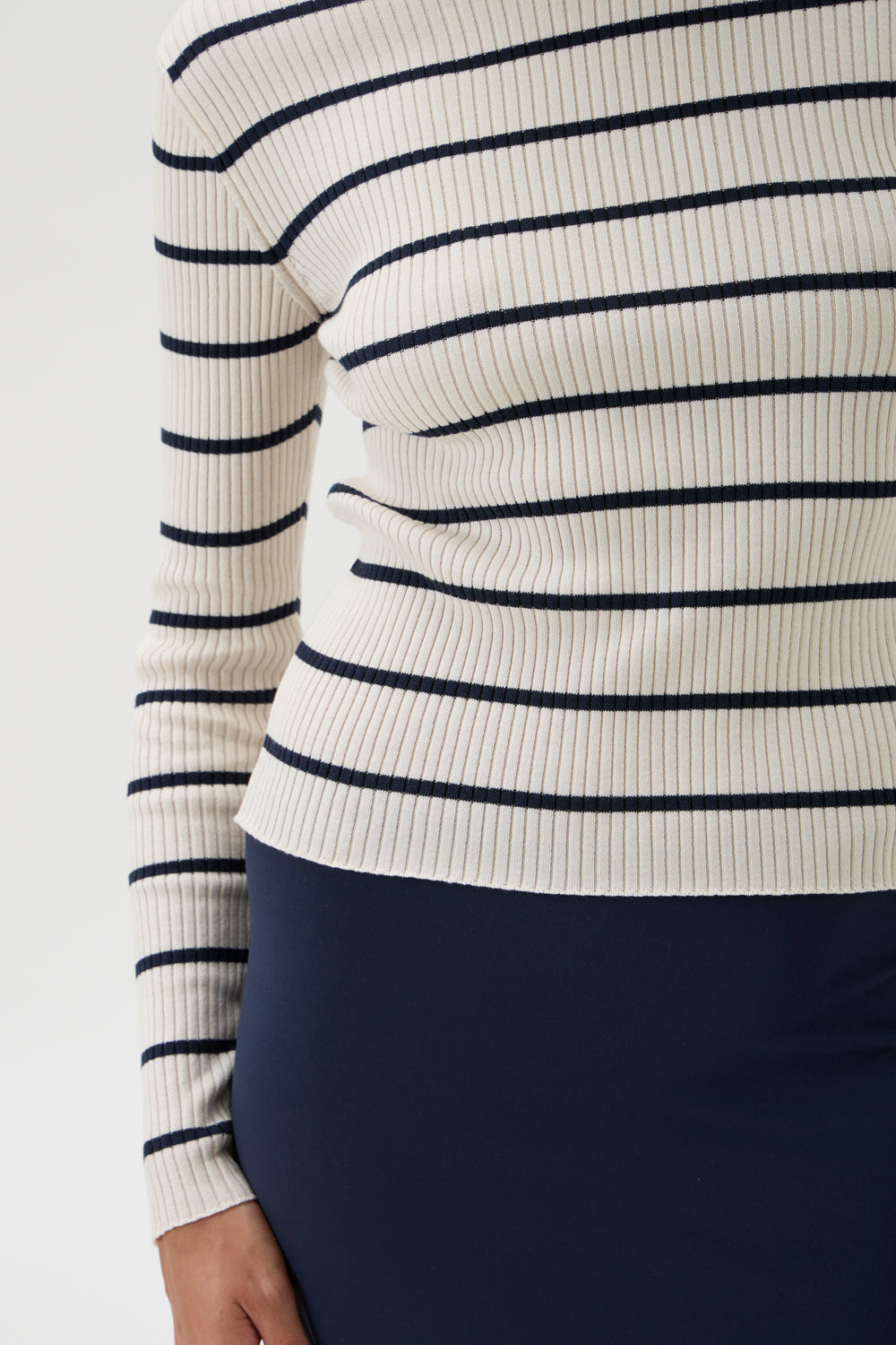 A slim-fit ribbed long sleeved sweater with a round neckline - Agusta 7068 Navy Stripes