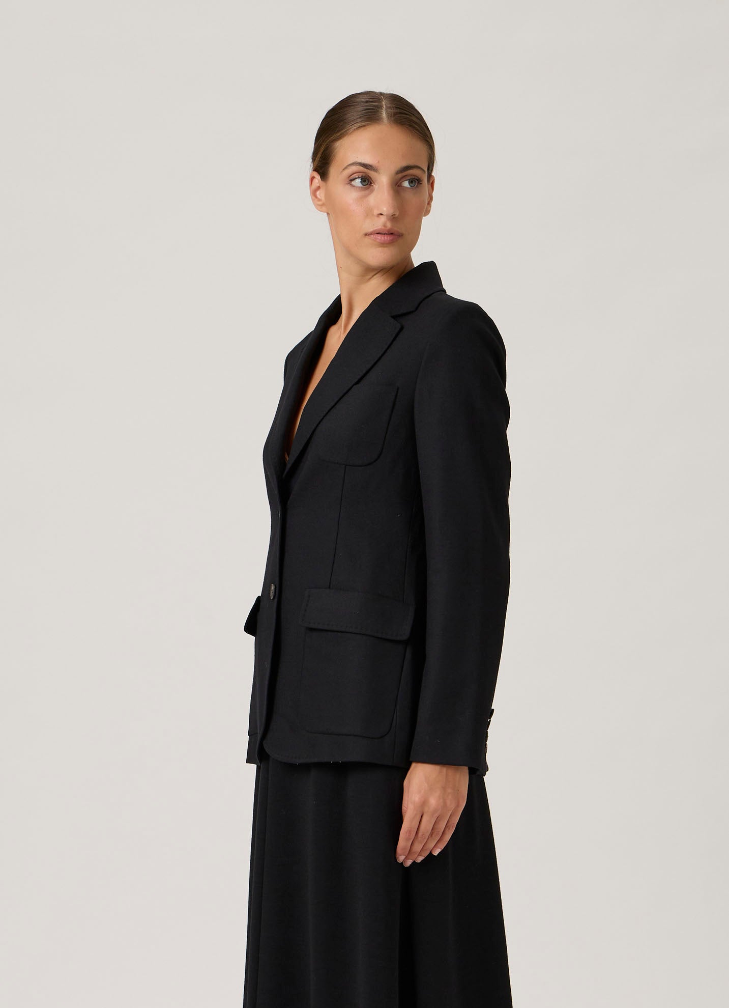 Chic Cropped Jacket - Black