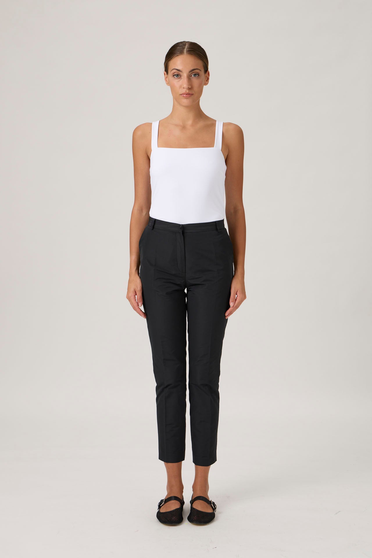 Tailored High-Waist Pants - Black