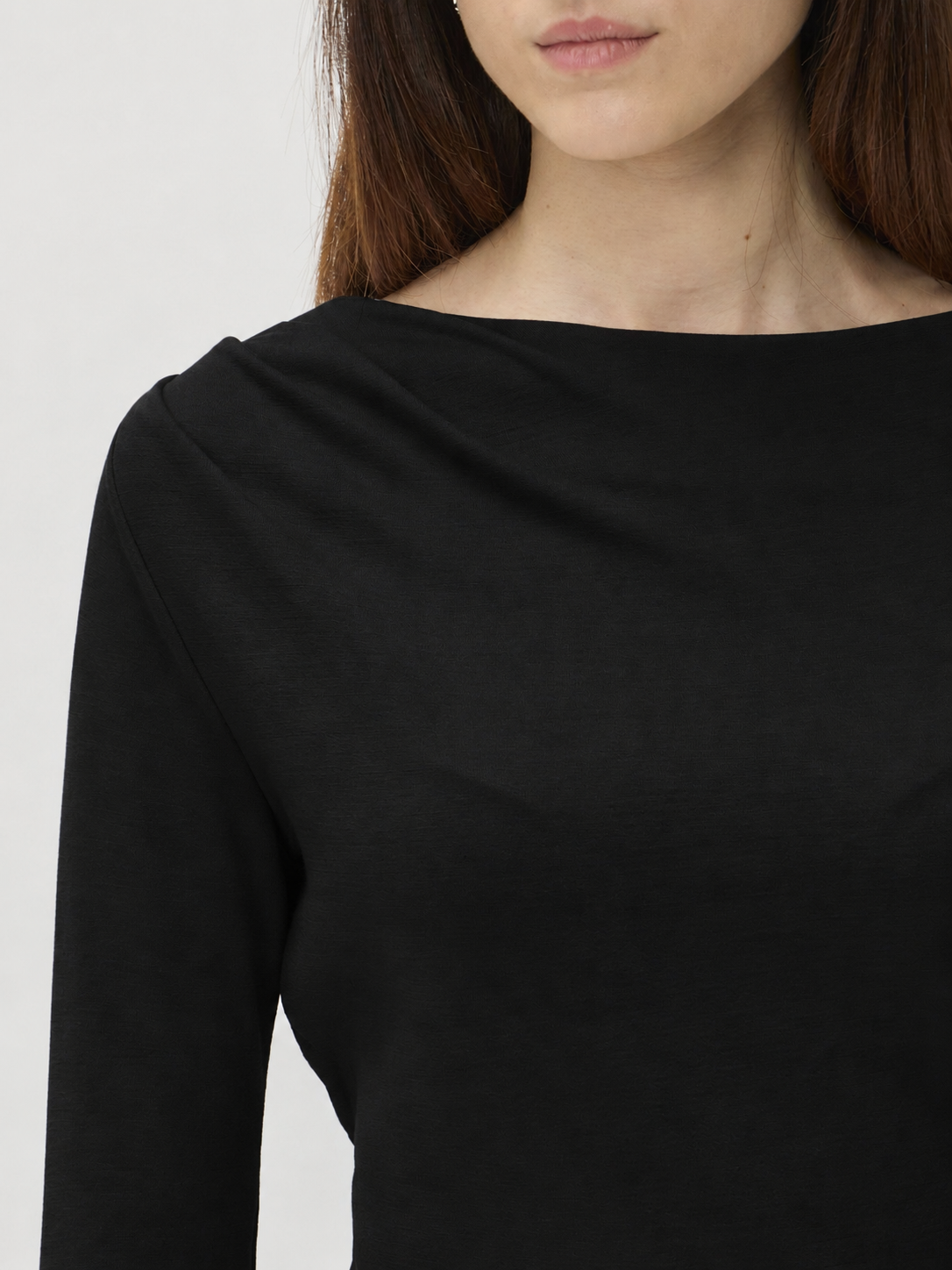 Blouse with Shoulder Pleats in Darfo – 1201 Black