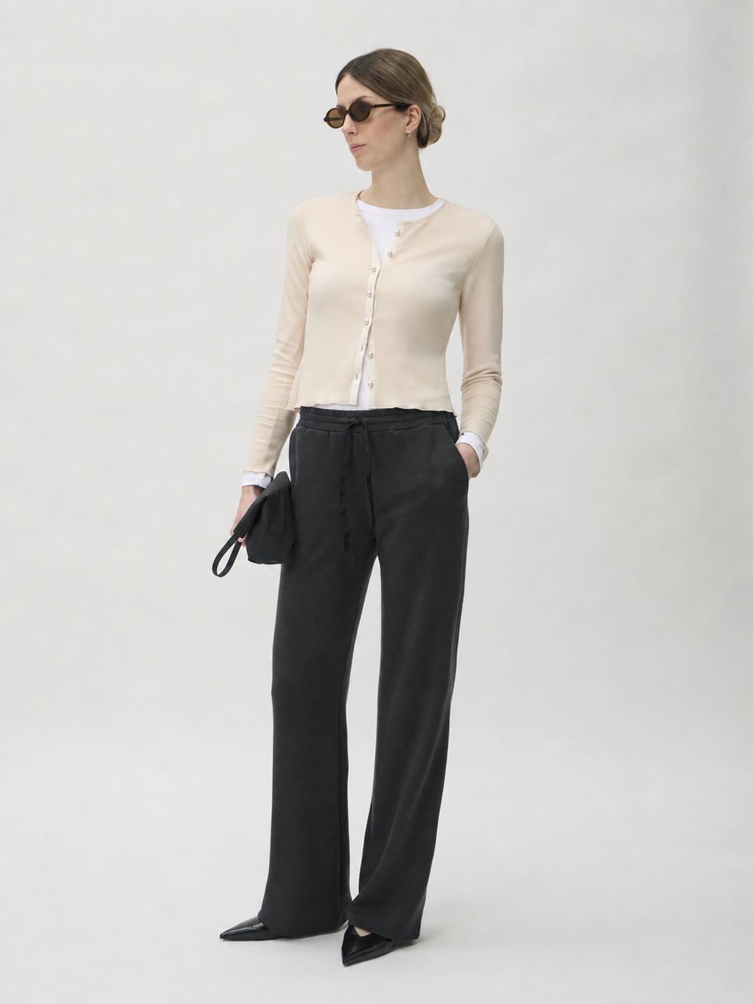 Straight-Legged Trousers in Darfo – 4026 Black