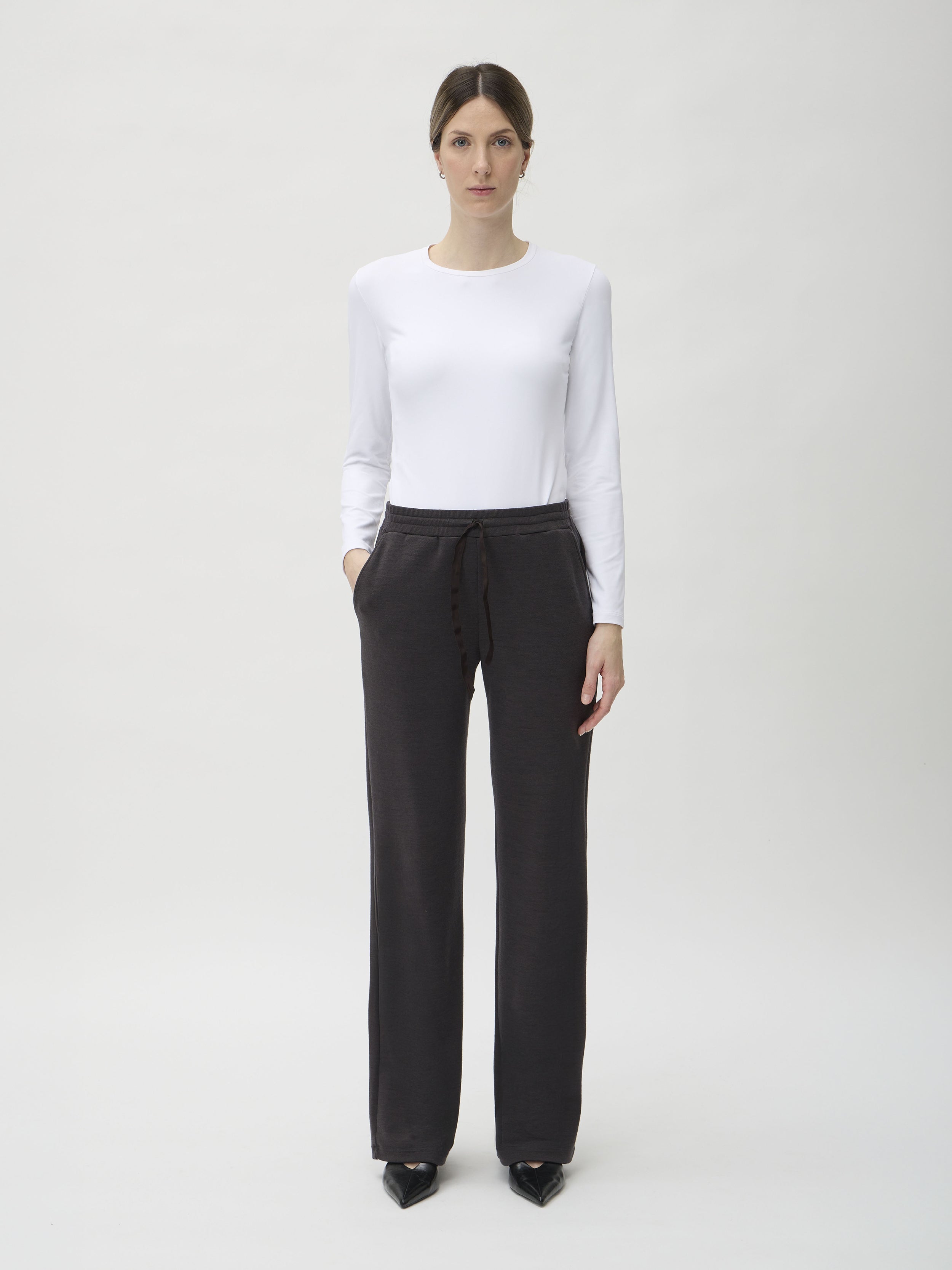 Straight-Legged Trousers in Darfo 4026 Caffe – worn by model, full length front view