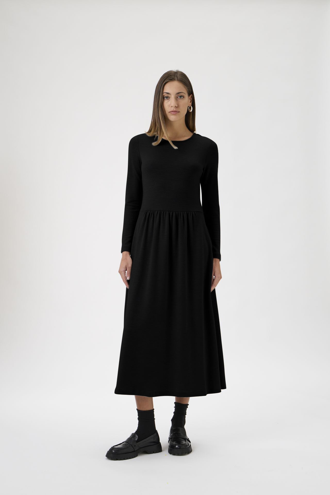 Gug Dress Open Round Neck Long Sleeves Medium - 9483 Black